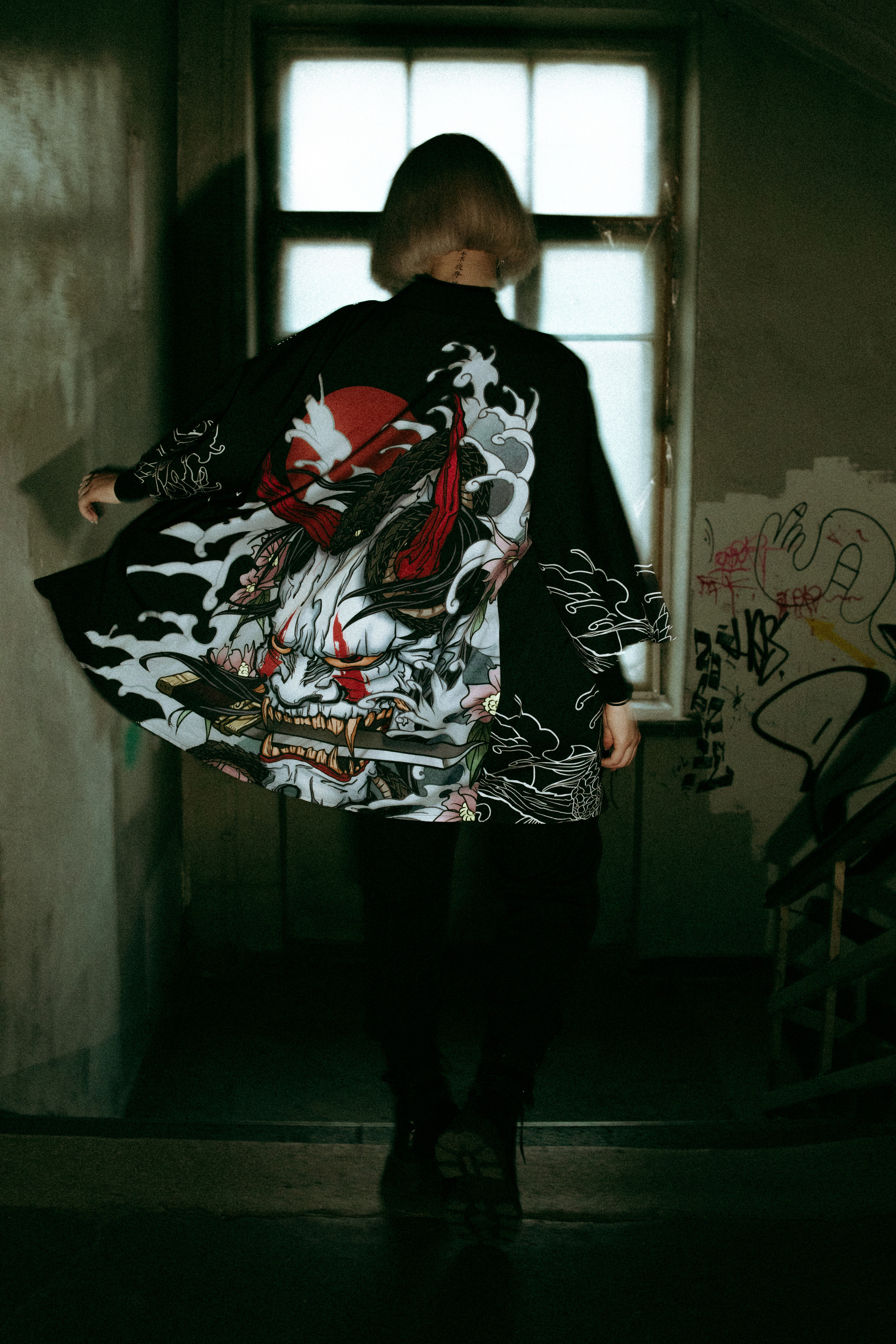 Легкая направленность идеи для фотосессии пошла из Tokyo Revengers. Фотограф в Ростове-на-Дону Игорь Апасеев