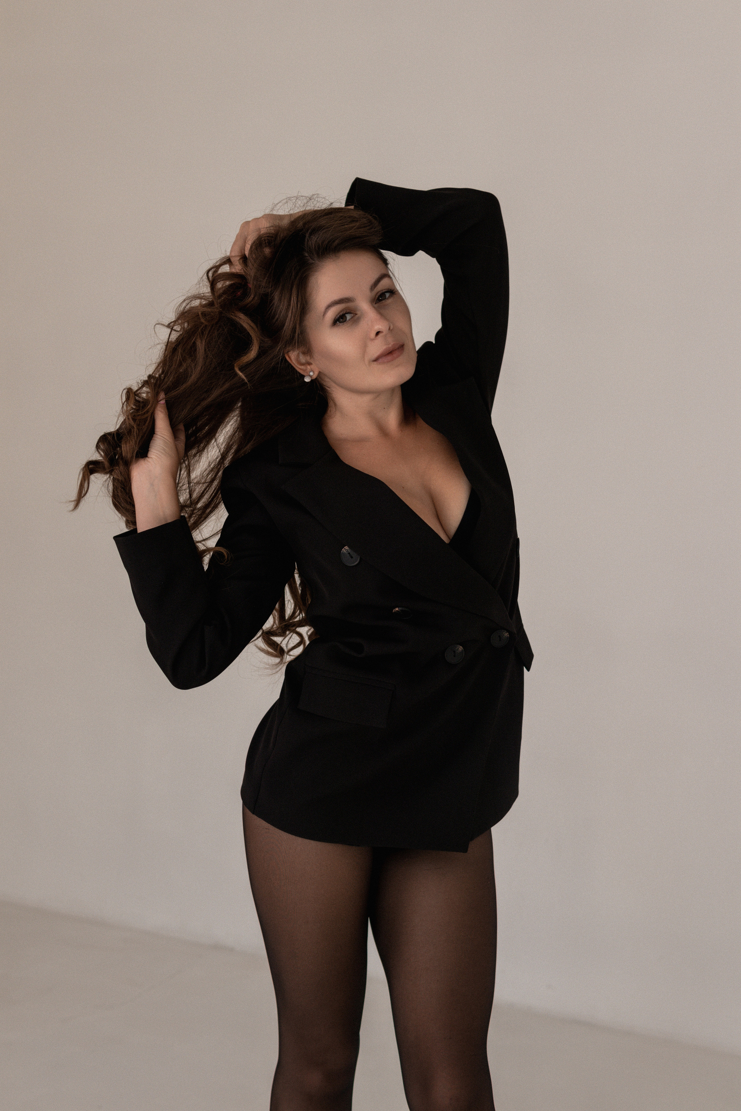 Фотосессия девушки в пиджаке. Фотограф в Ростове-на-Дону Игорь Апасеев