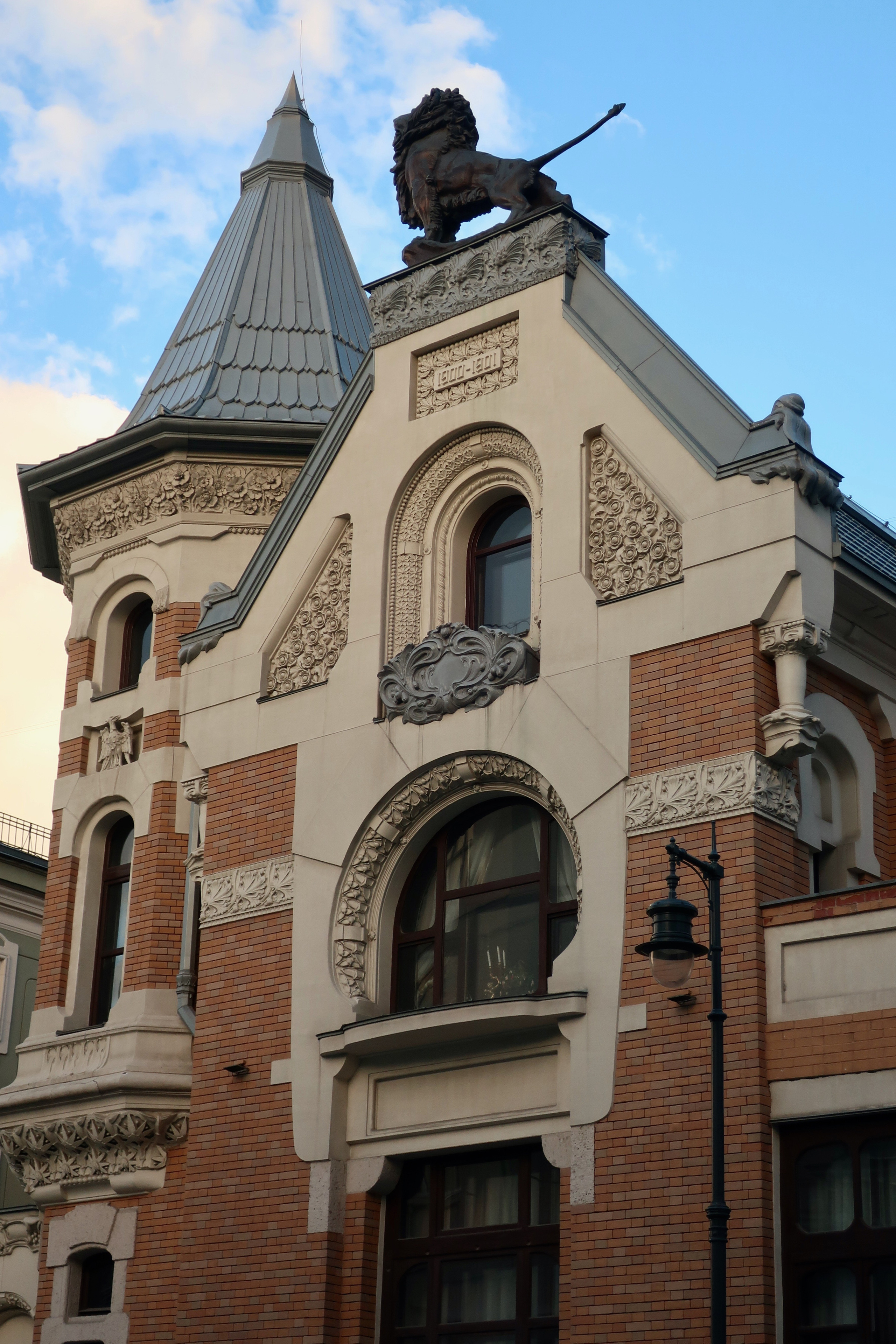 Фотопрогулка по Москве: Остоженка, Пречистенка и переулки. Проект «Фотокладовка»: блог уличной фотографии в формате street photo