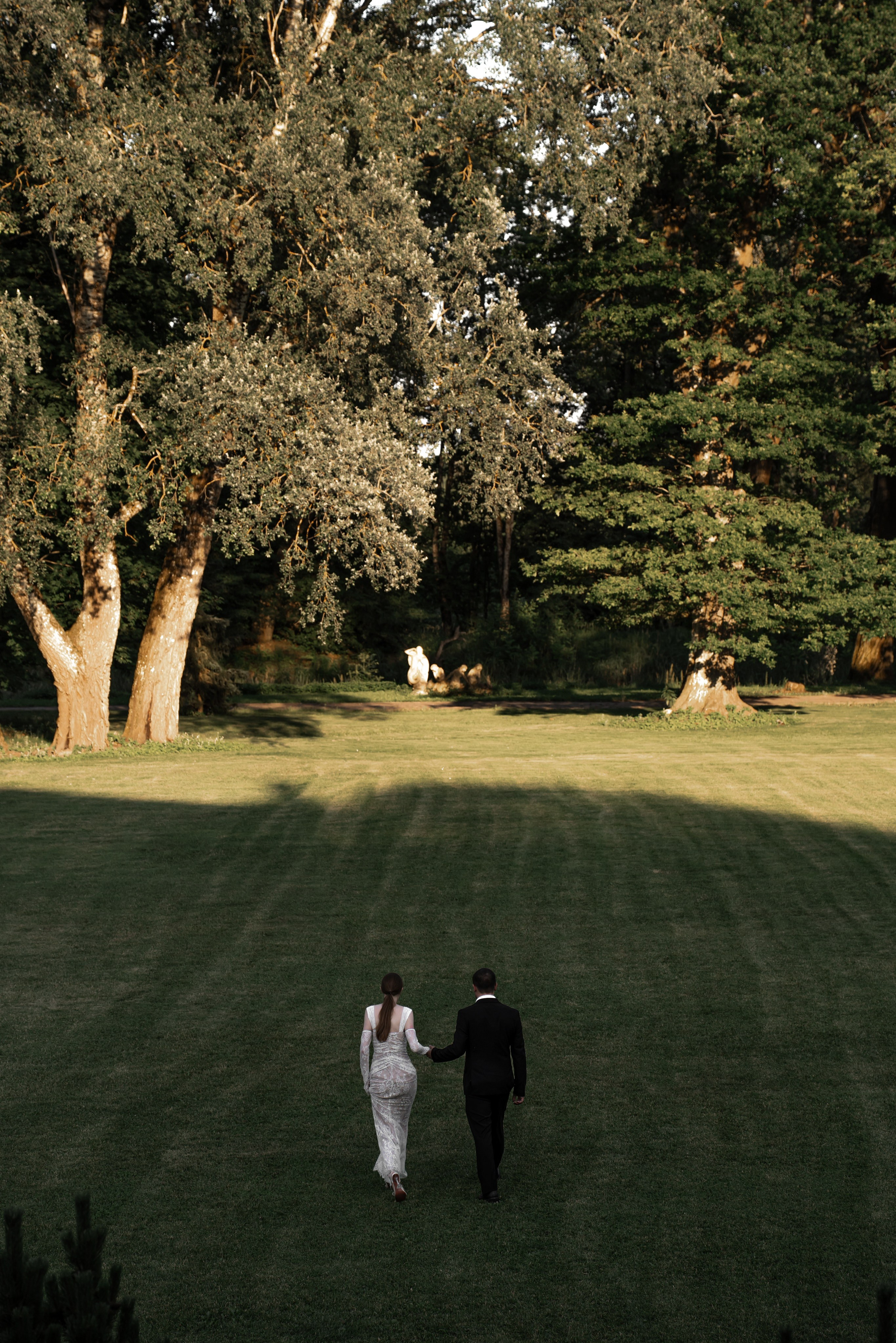Свадебная фотосессия в Москве. Свадебная фотография невесты.  Съёмка деталей. 