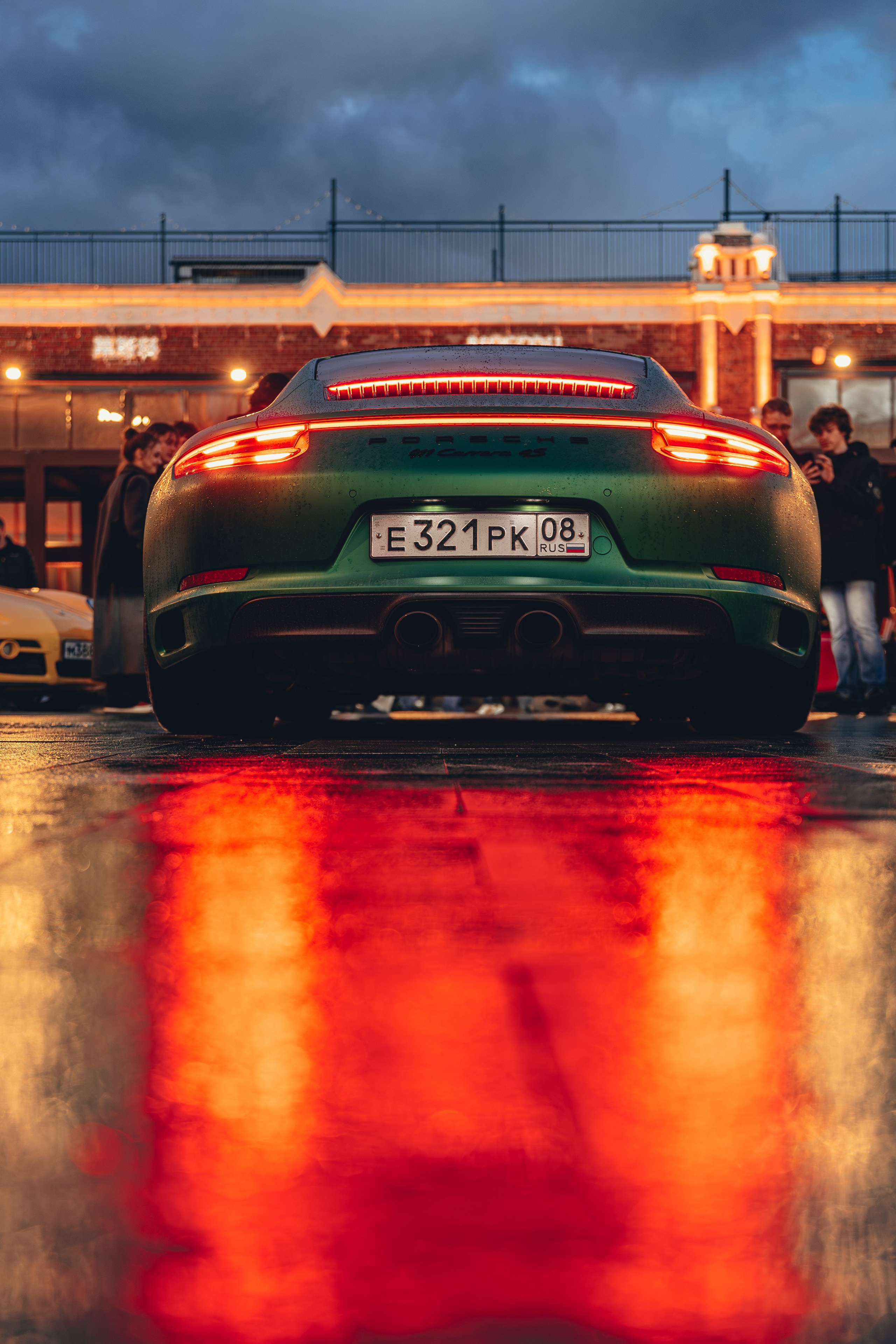 Порше в Депо Три вокзала Москва