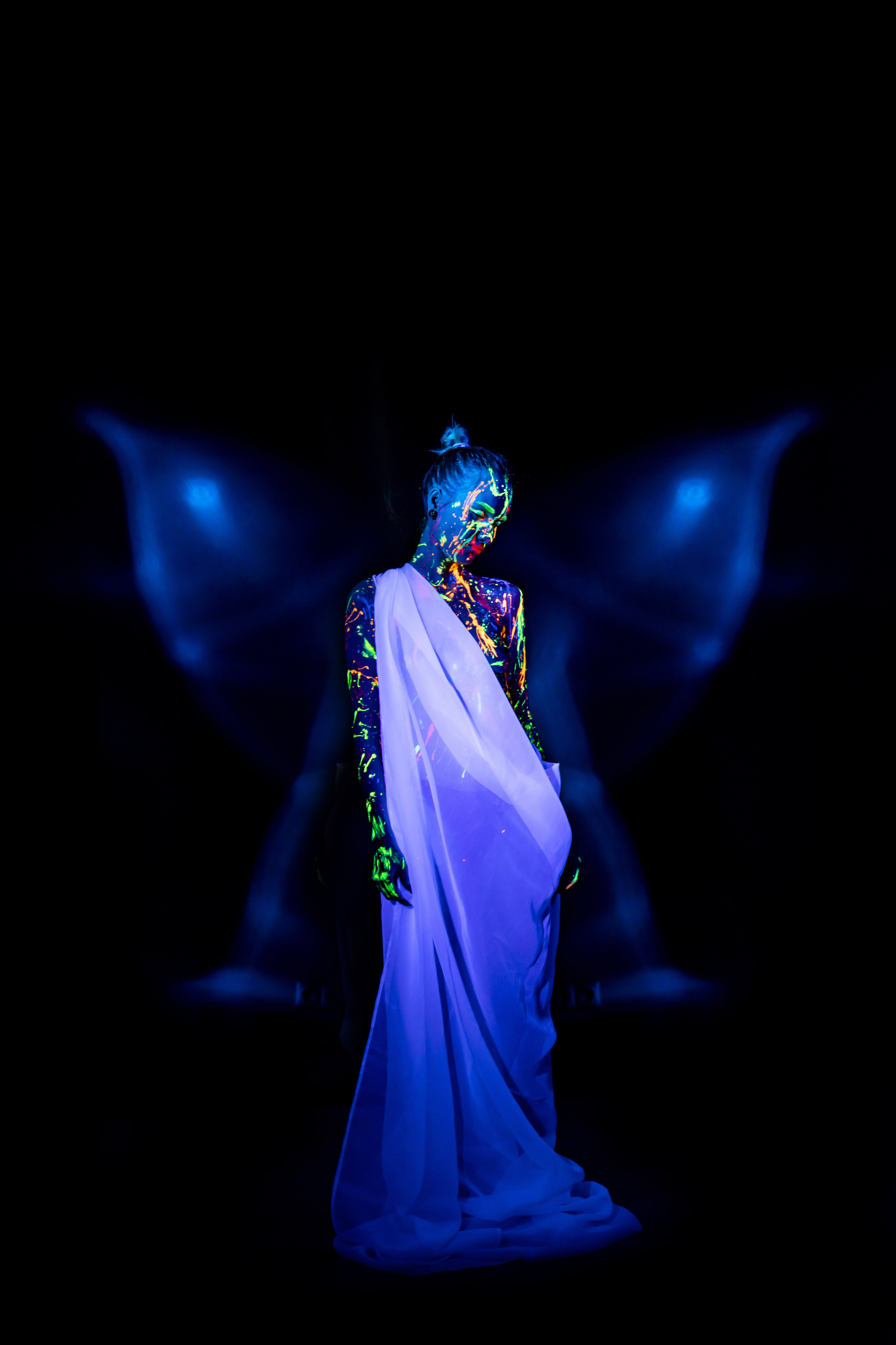 Арт-Ню НЕОН. Фотограф в Кемерово Анна Оськина