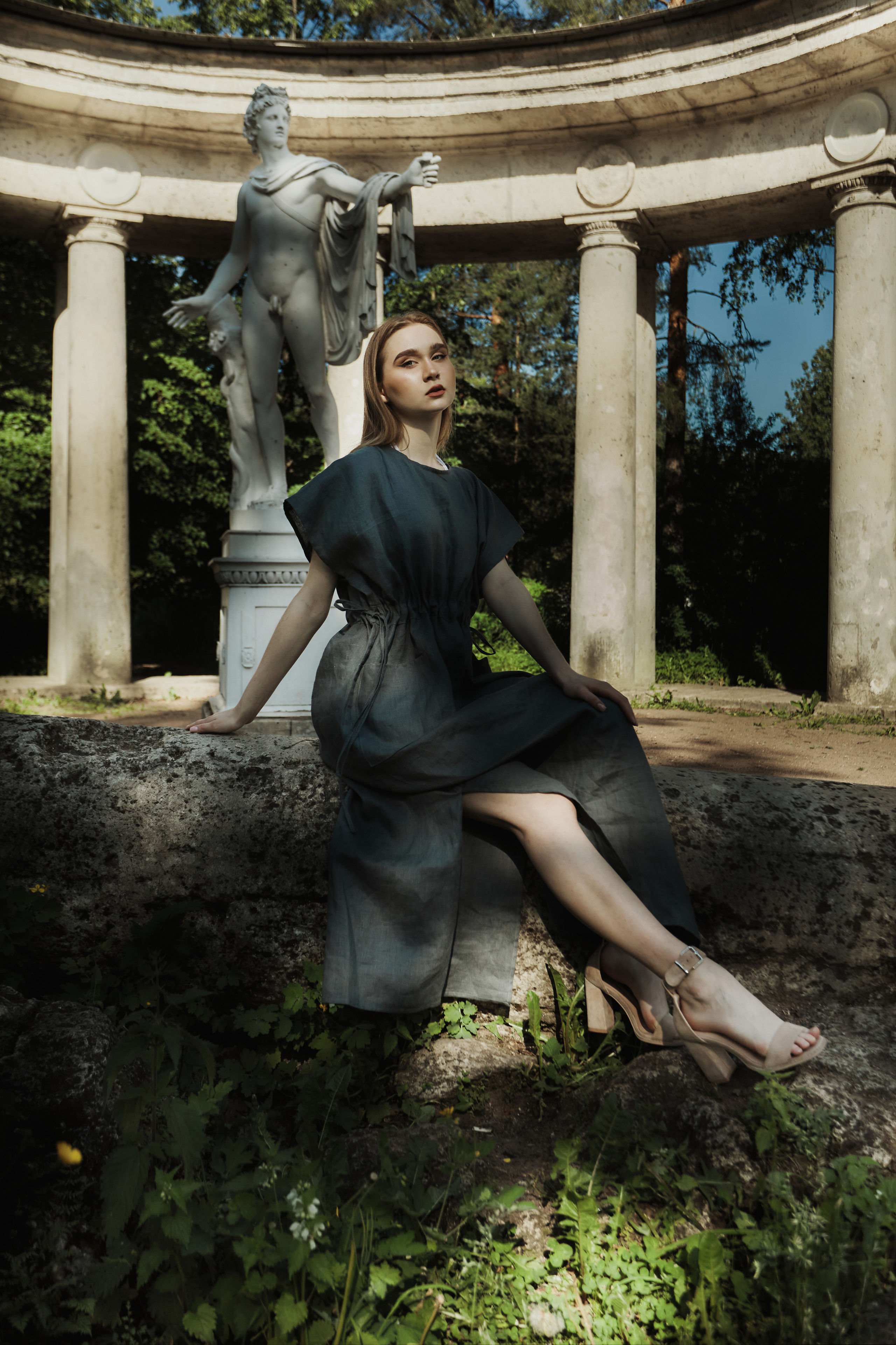 Портретная съёмка СИНИОКО в Павловске с Надеждой из ARLETTE MANAGEMENT. Одежда из Санкт-Петербурга СИНИОКО