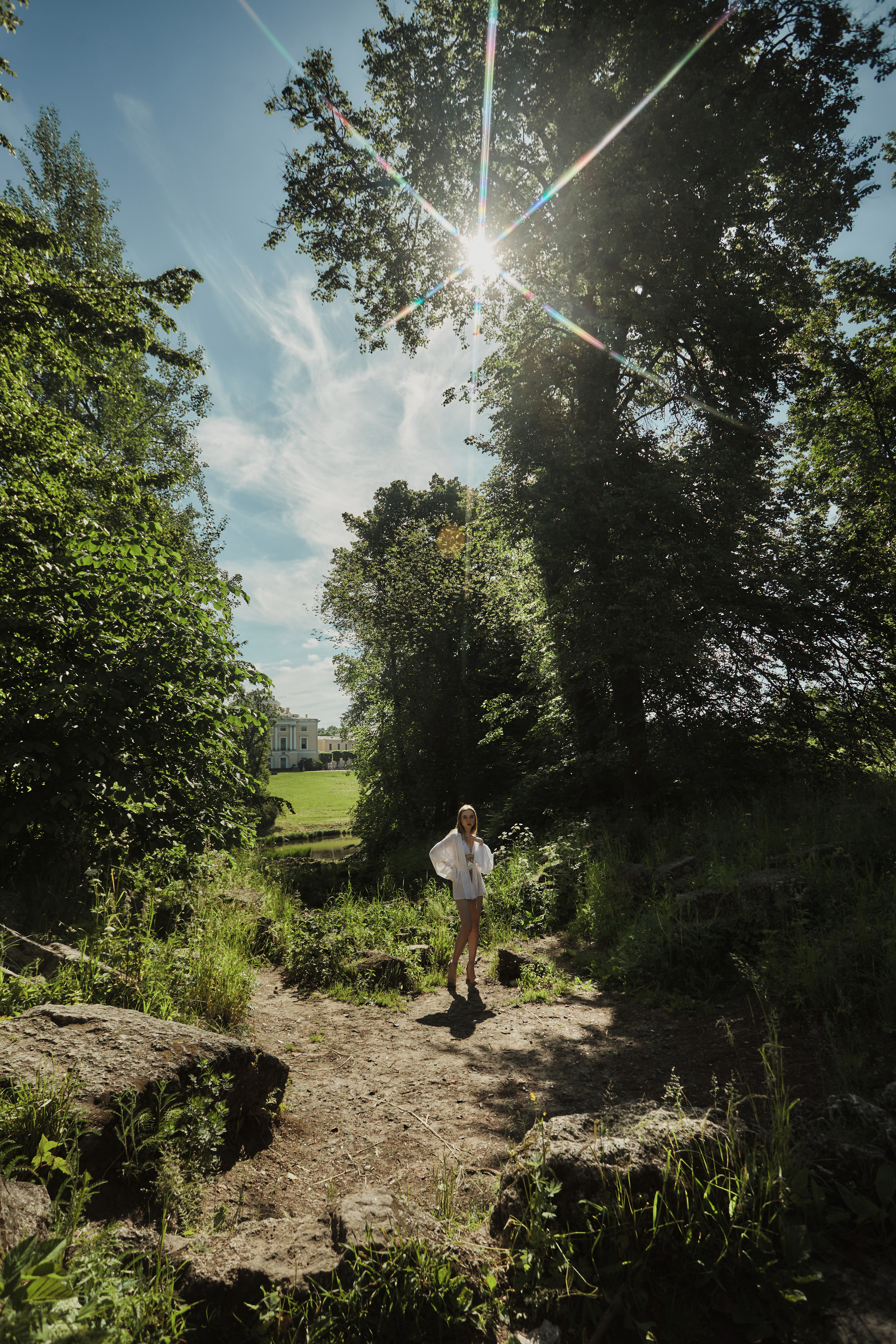 Портретная съёмка СИНИОКО в Павловске с Надеждой из ARLETTE MANAGEMENT. Одежда из Санкт-Петербурга СИНИОКО