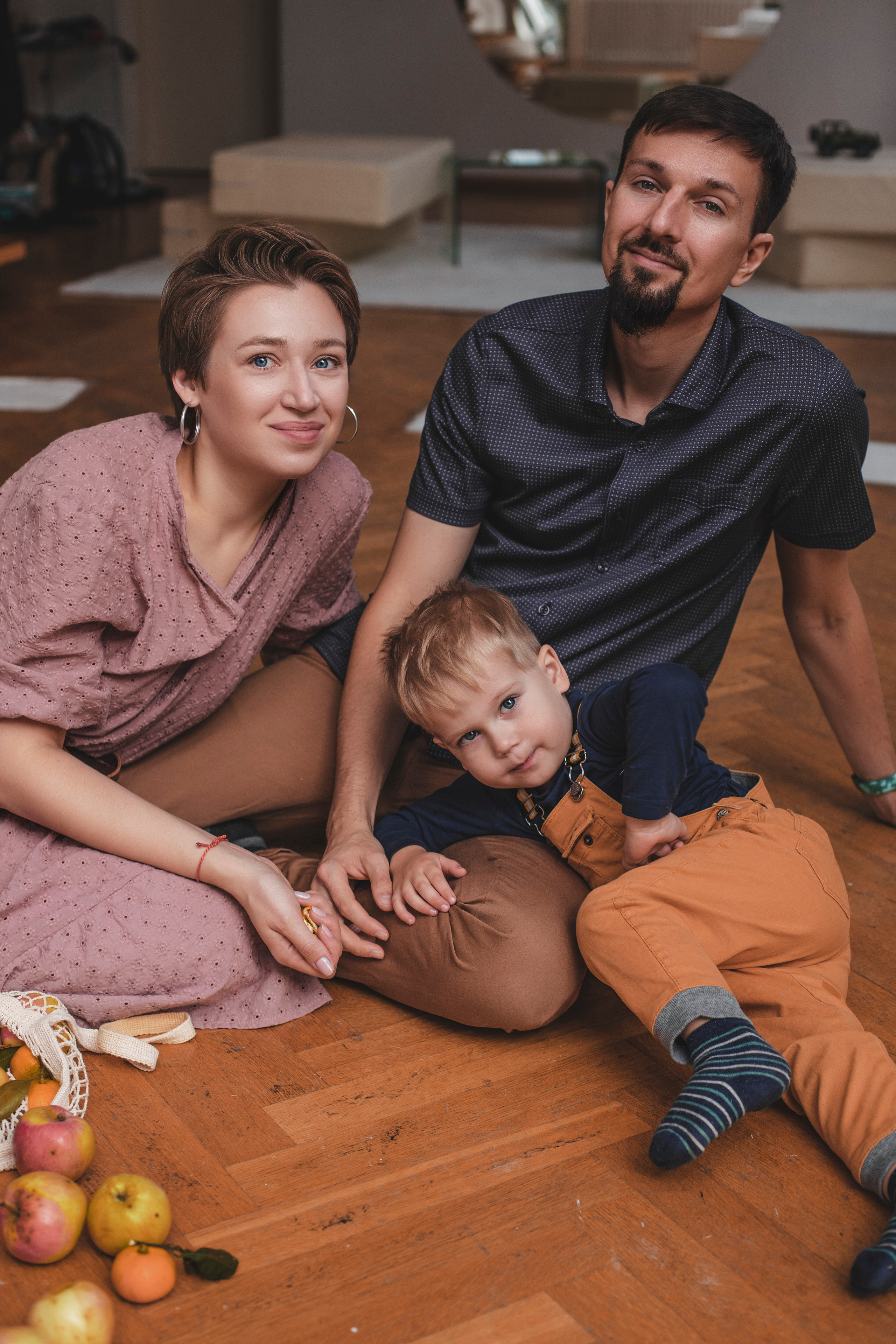 Мать и ребенок на фотосессии