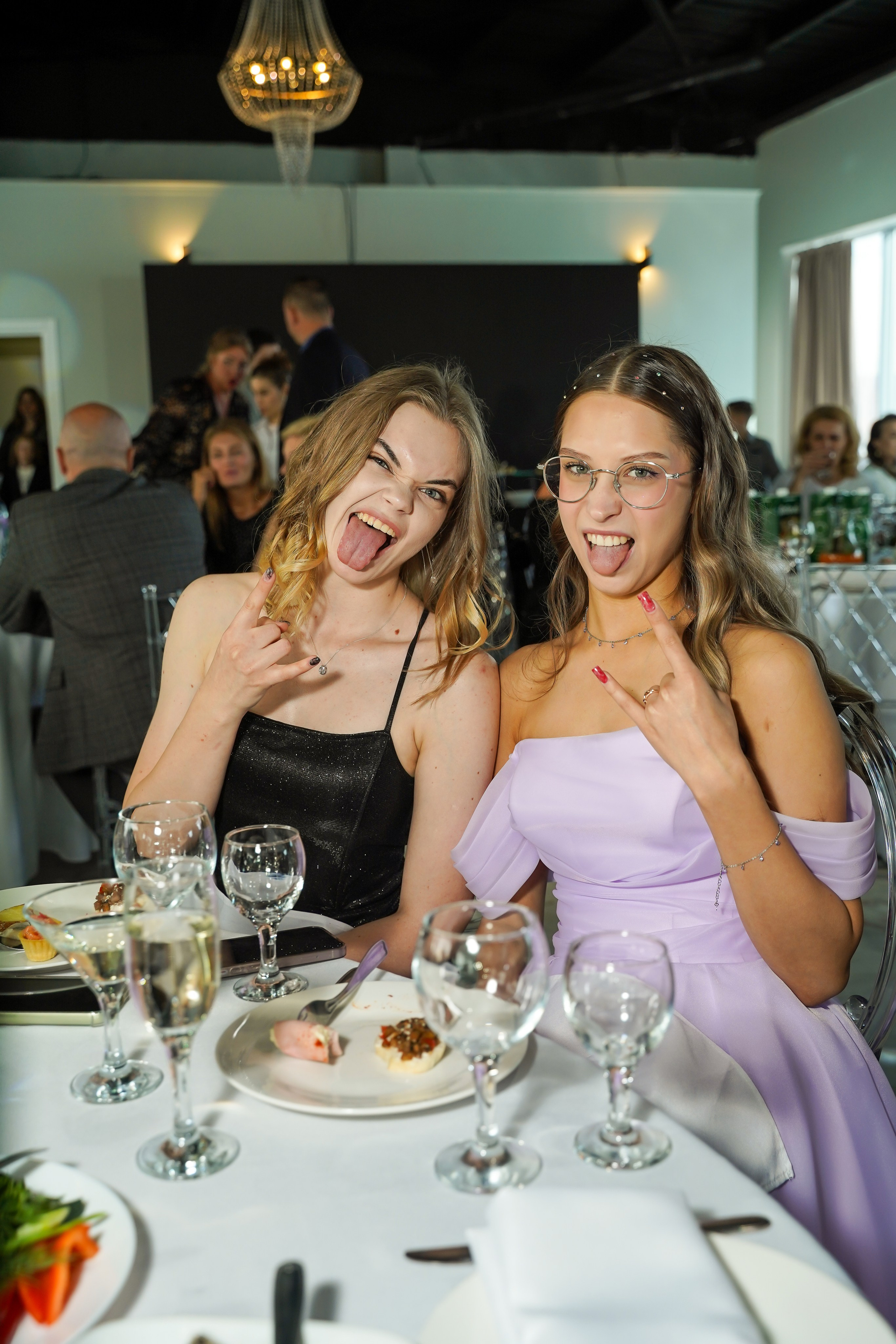 Выпускные. Репортажный фотограф и видеограф в Санкт-Петербурге