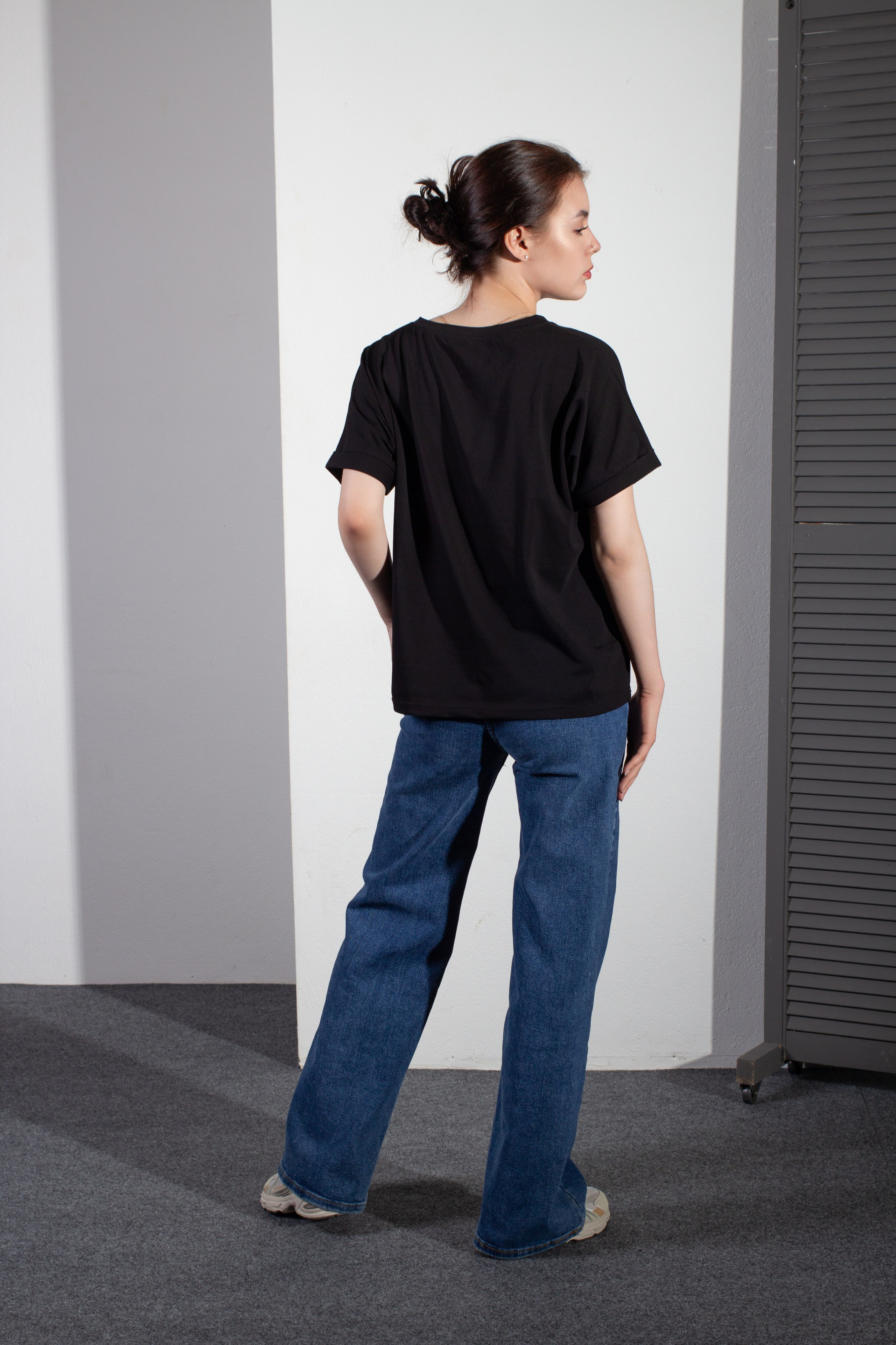 KATTYRIN PHOTO Фотограф Екатерина Смирнова г. Екатеринбург. Снимаю в&nbsp;своей студии REFERENCE и&nbsp;других • Женский/Мужской портрет • Контент • Деловая фотосессия и&nbsp;другое. Провожу фотопроекты с&nbsp;учениками, мастер классы, а&nbsp;так&nbsp;же каталожные съемки для маркетплейсов и&nbsp;брендов. Обучение фотографов. Профессиональная съемка под ключ для вашего бизнеса. Корпоративные съемки. Фотограф в Екатеринбурге. Фотосессии в Екатеринбурге. Фотостудии. Фотограф. Лучший фотограф. Хорошие отзывы. Стильная фотосессия. МОдный фотограф. Современный фотограф. Трендовый фотограф. Актуальный фотограф.