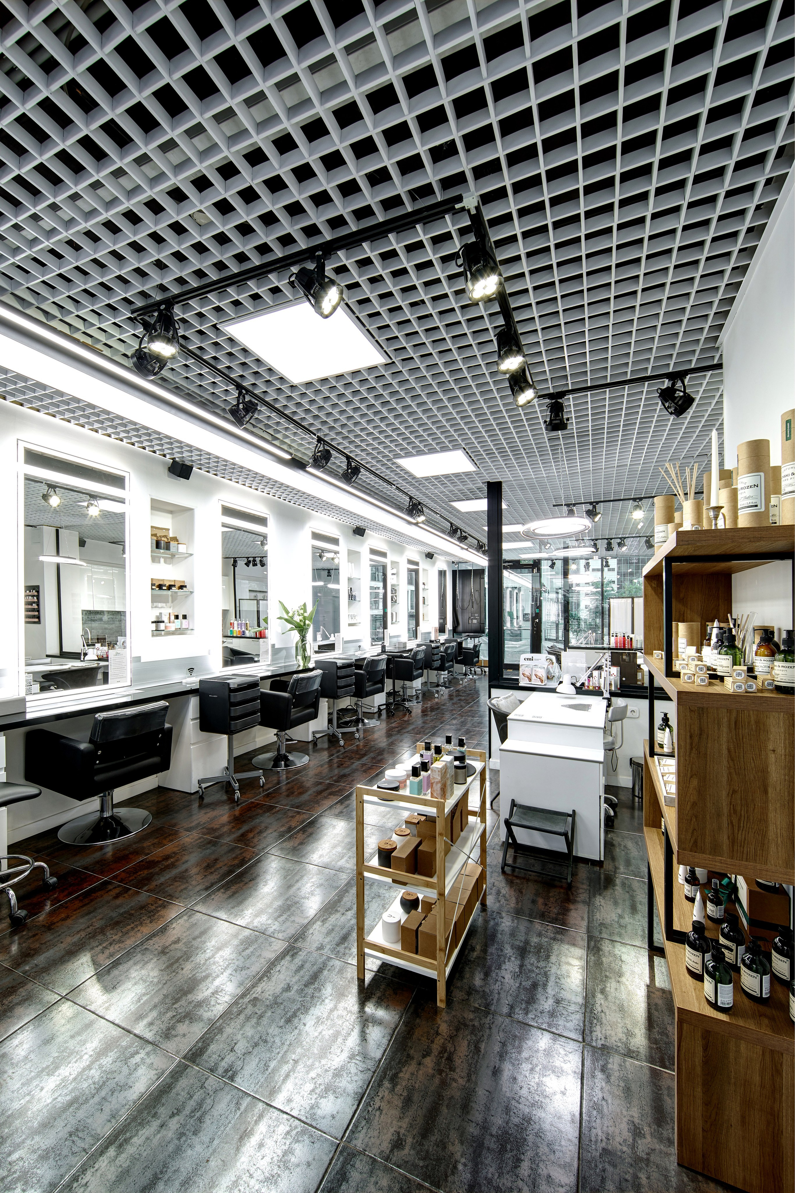 Фотограф интерьеров сделал фотоснимок салона красоты в Москве – фотография интерьера в стиле модерн