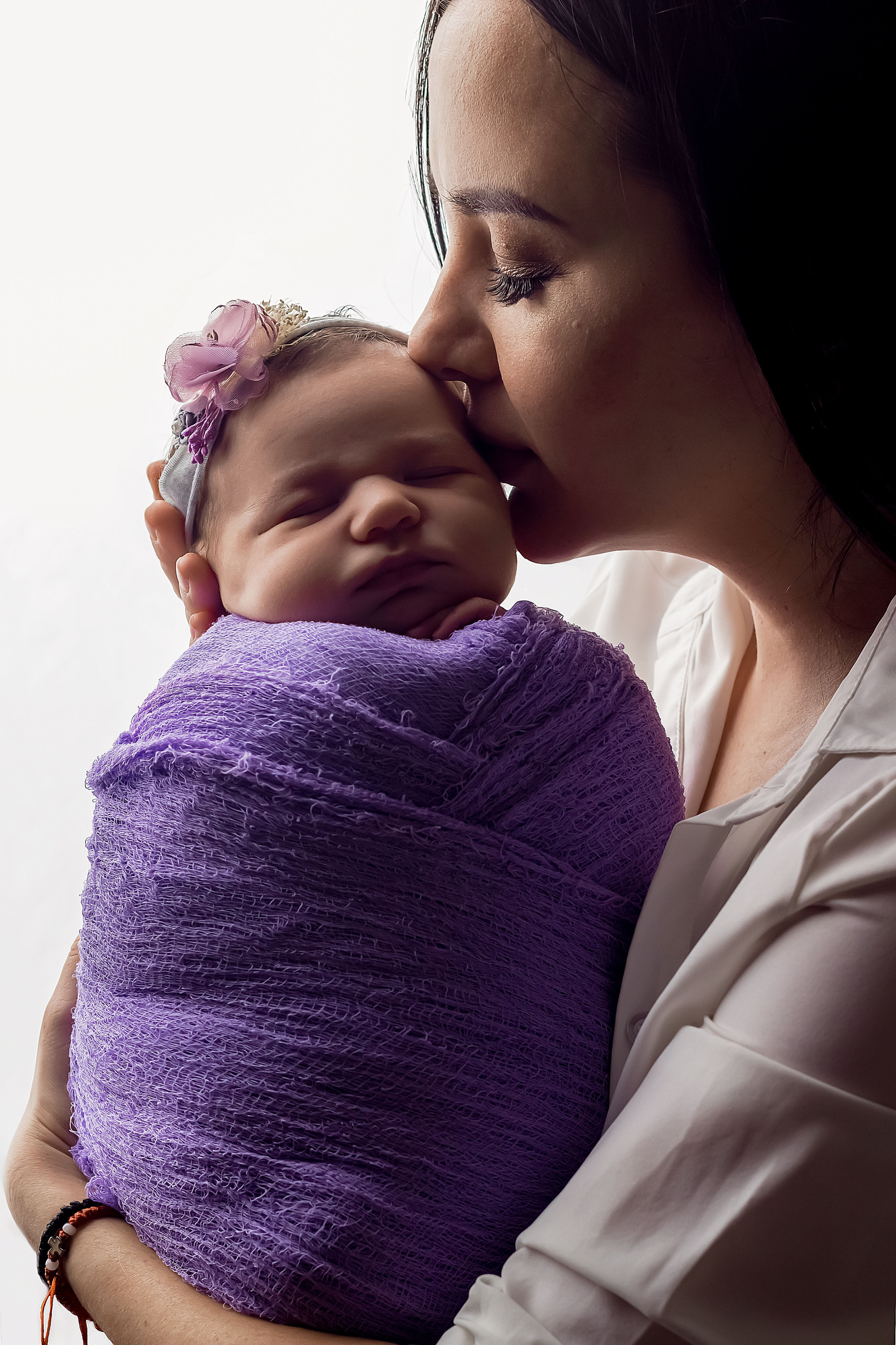 Услуги. Фотограф новорожденных в Пятигорске Валерия Новкунская