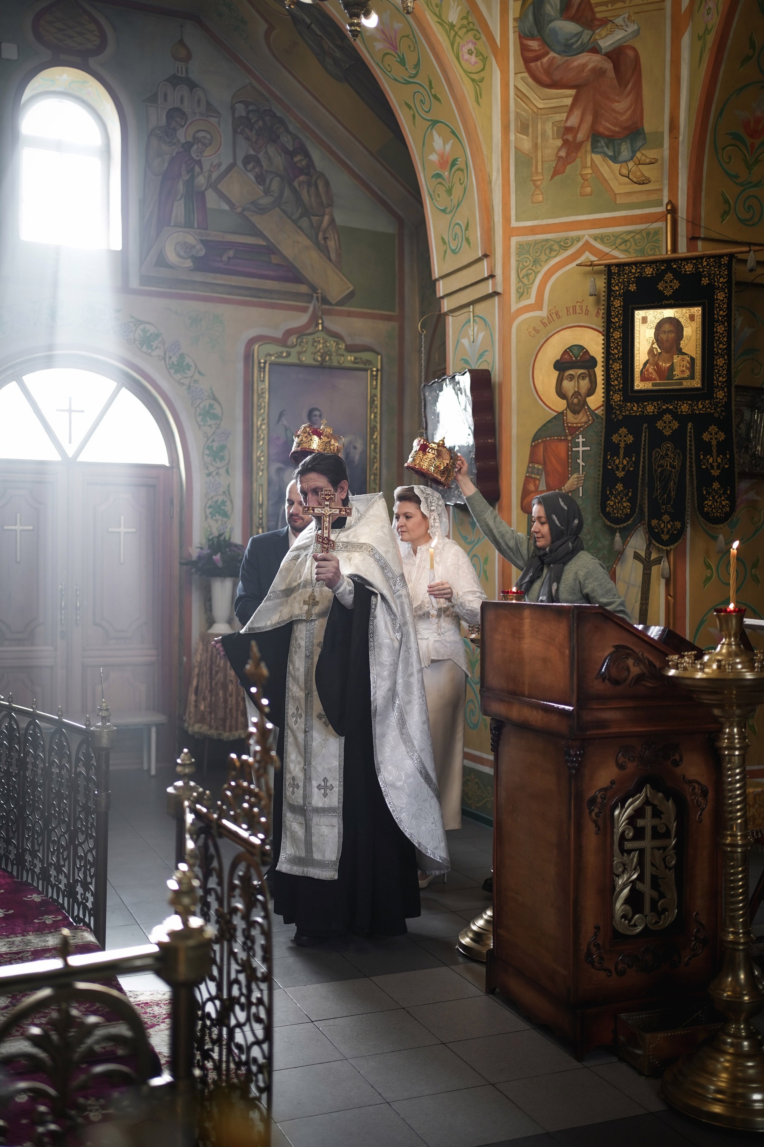 Услуги. Свадебный фотограф в Ростове-на-Дону. Таинство Крещения и Венчания, семейные фотосессии. Алёна Чёботова