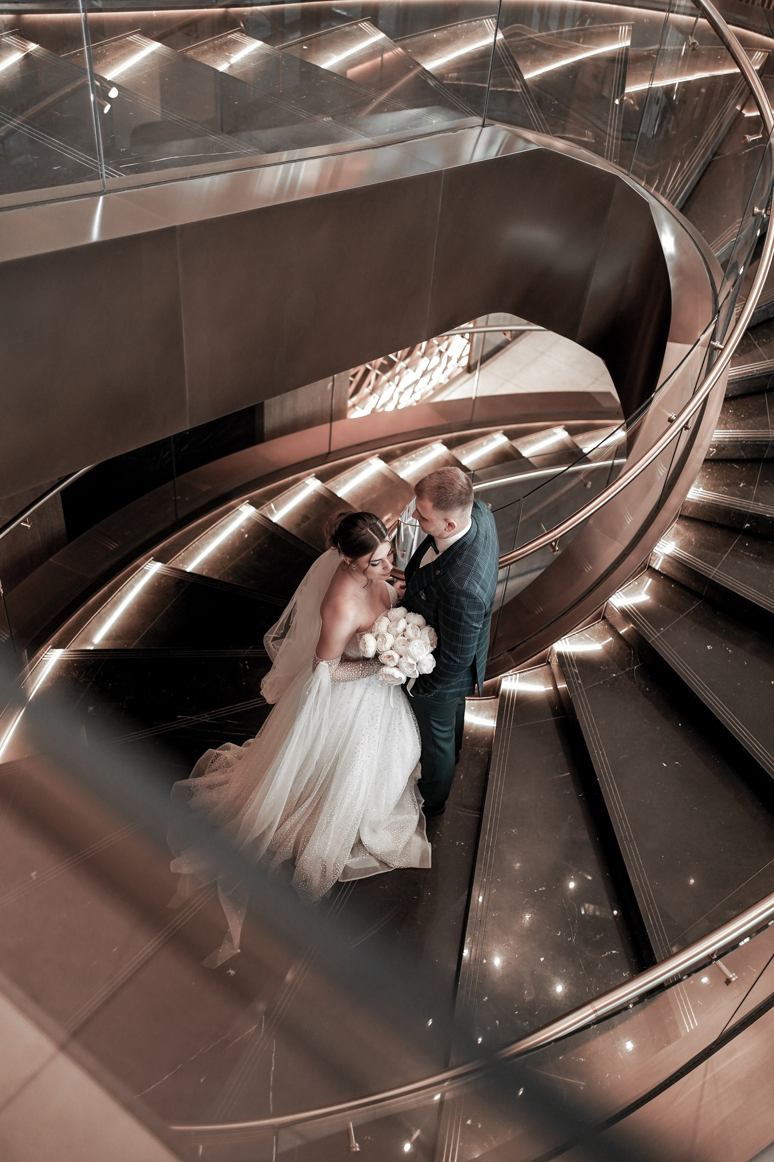 Услуги свадебного фотографа в городе Ростов-на-Дону. Свадебный фотограф в Ростове-на-Дону. Таинство Крещения и Венчания, семейные фотосессии. Алёна Чёботова