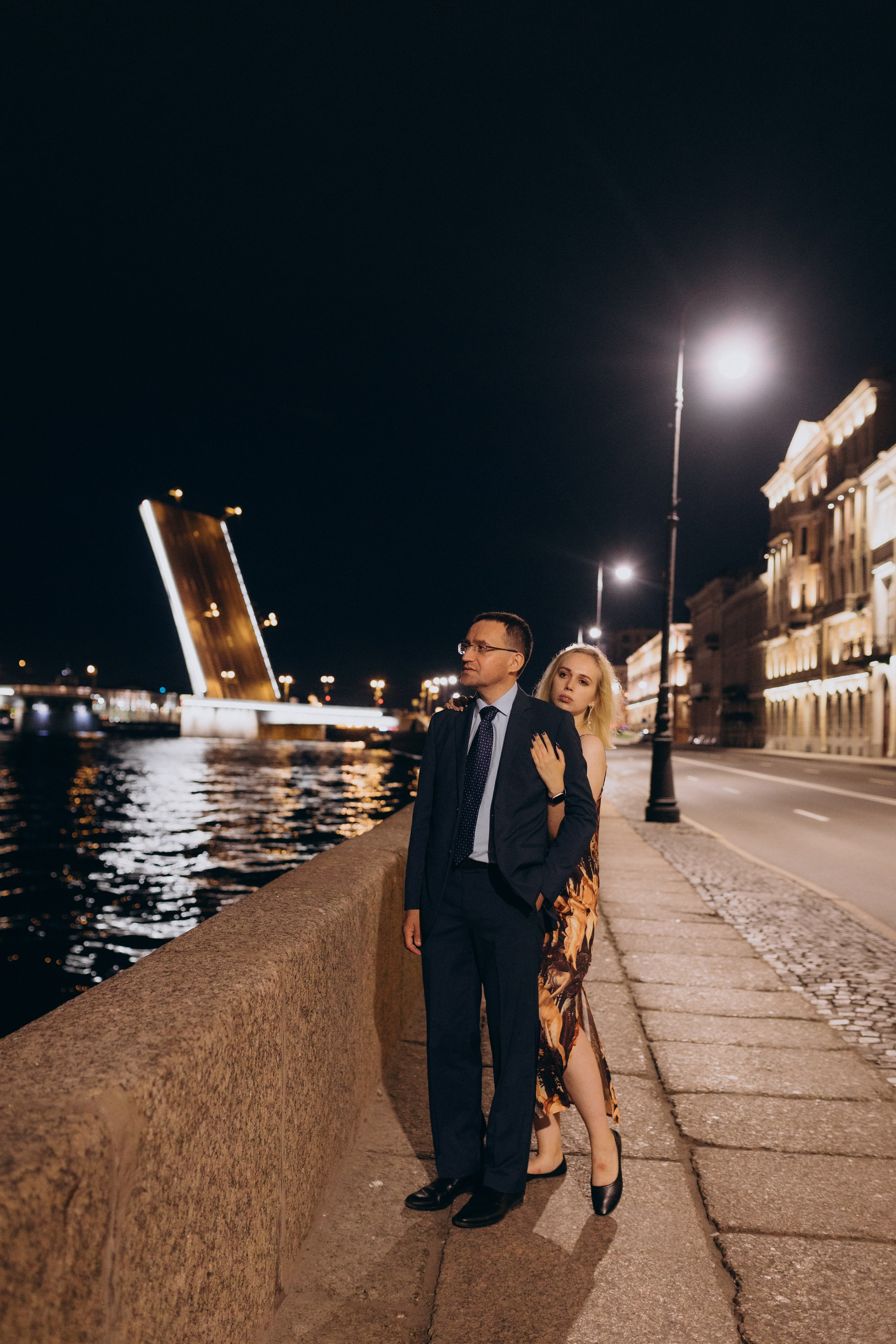 Фотосессия на разводных мостах в Санкт-Петербурге. Фотограф в Санкт-Петербурге Разиля Идиятуллина
