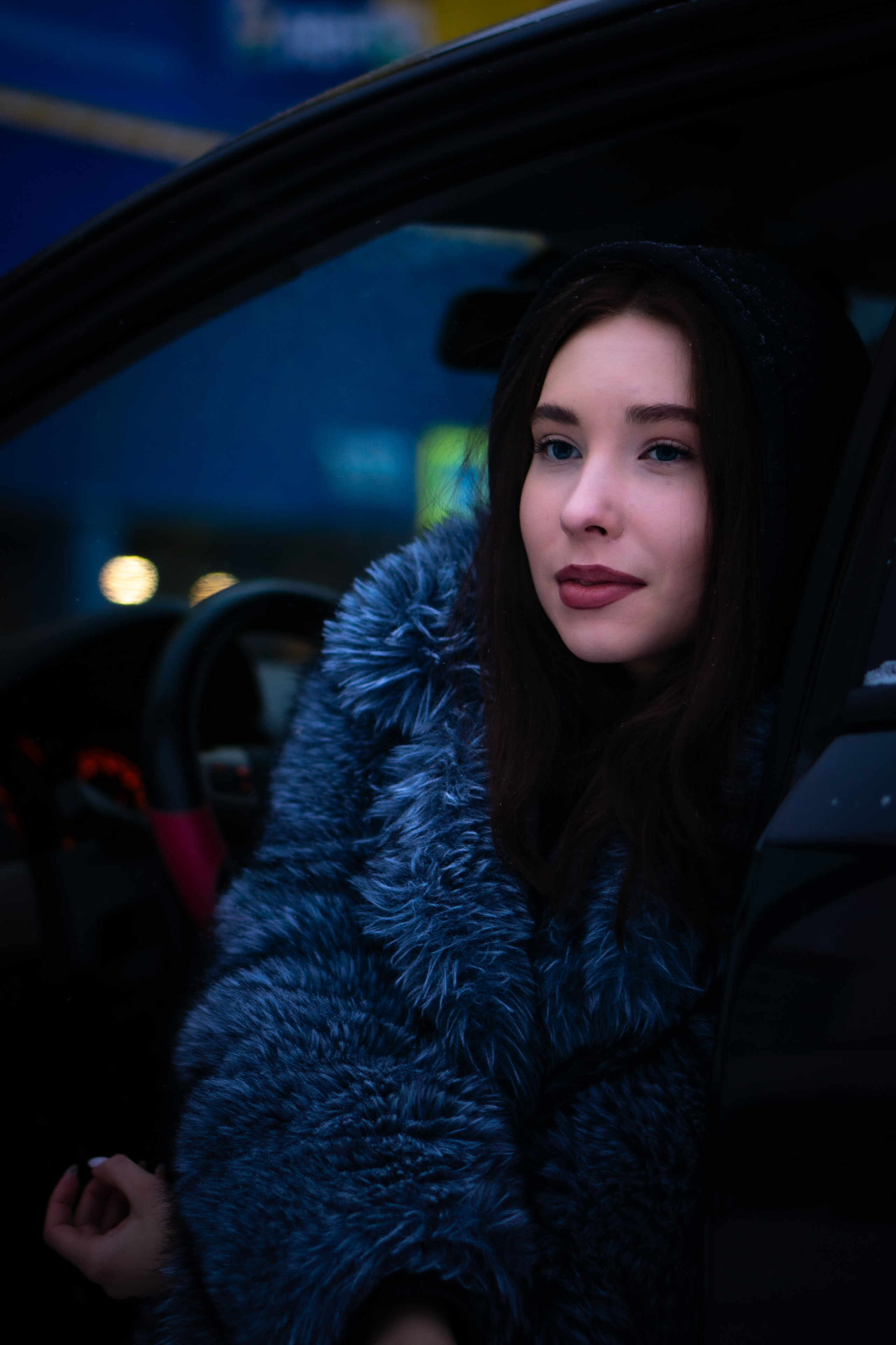 Девушка. Авто. Лента. Начинающий фотограф-любитель Евгений Серебряков в Екатеринбурге