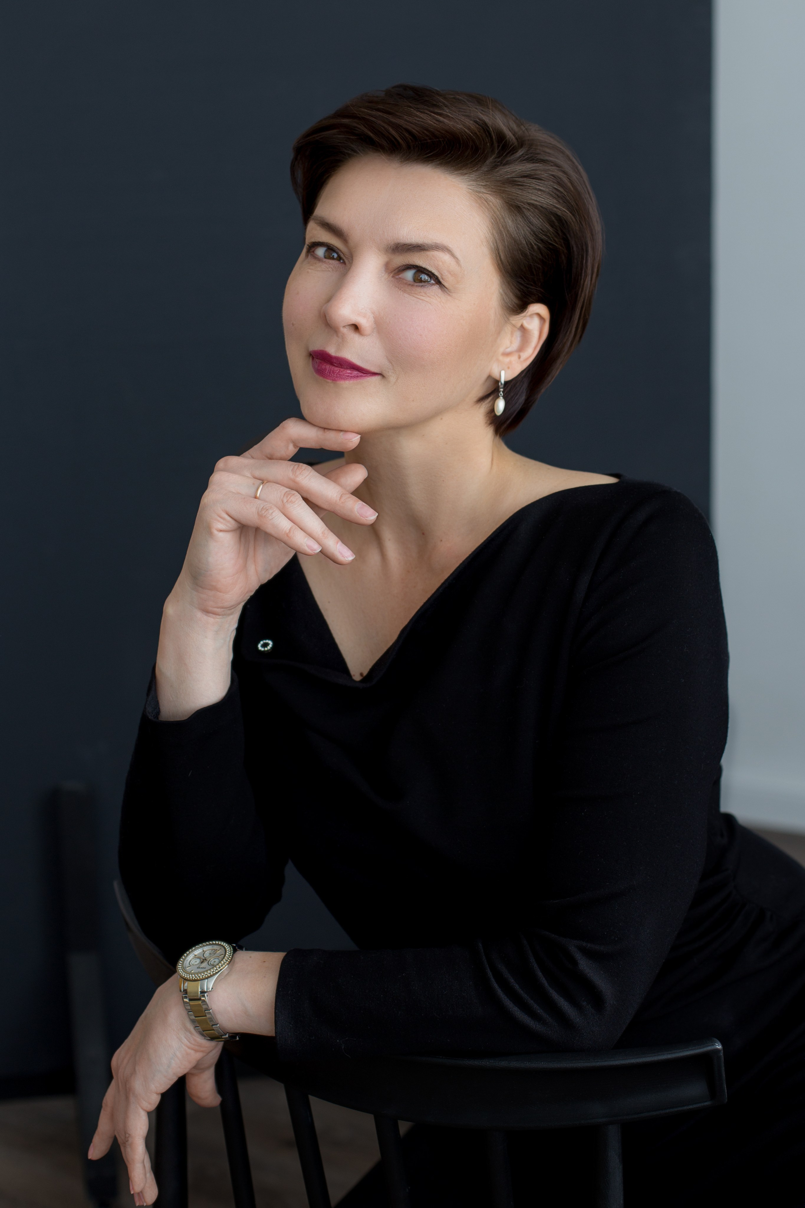 Людмила Дикарева: «Мир моды гротескно отражает то, что происходит в мире». Ирина Квасова | Фотограф в стиле VOGUE | Тюмень