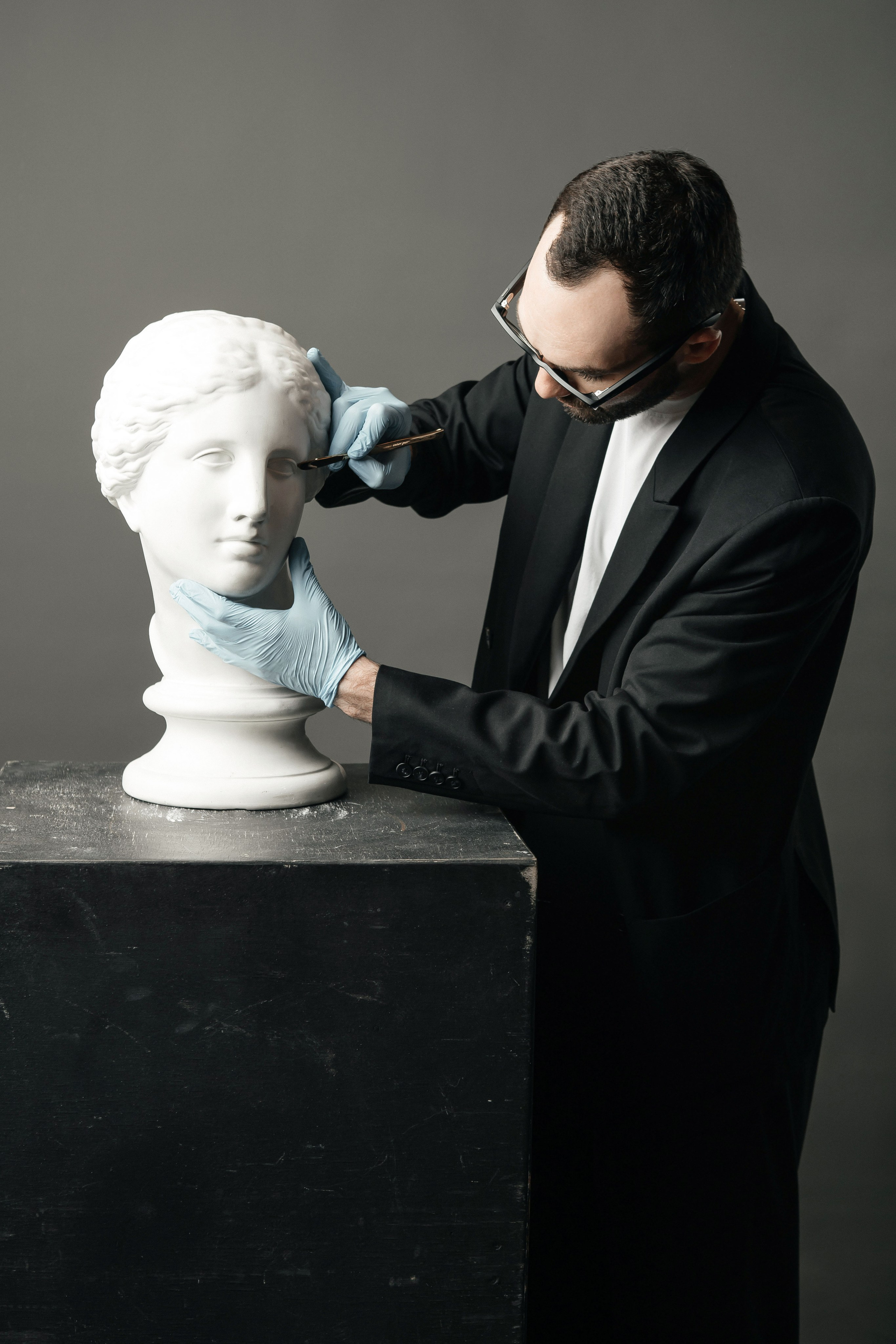 Съемка для пластического хирурга Леонарда. Контент, который придает стиля вашему профилю