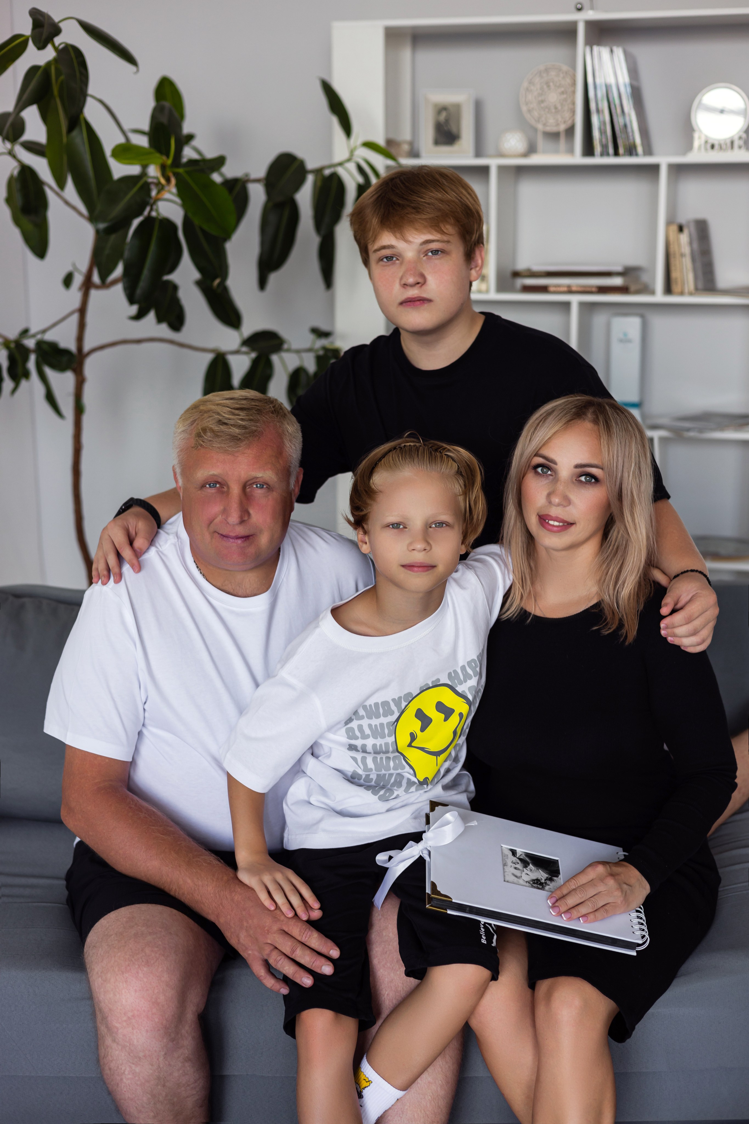 Контакты. Фотограф Анна Асташева, Ивантеевка, Пушкино, Москва