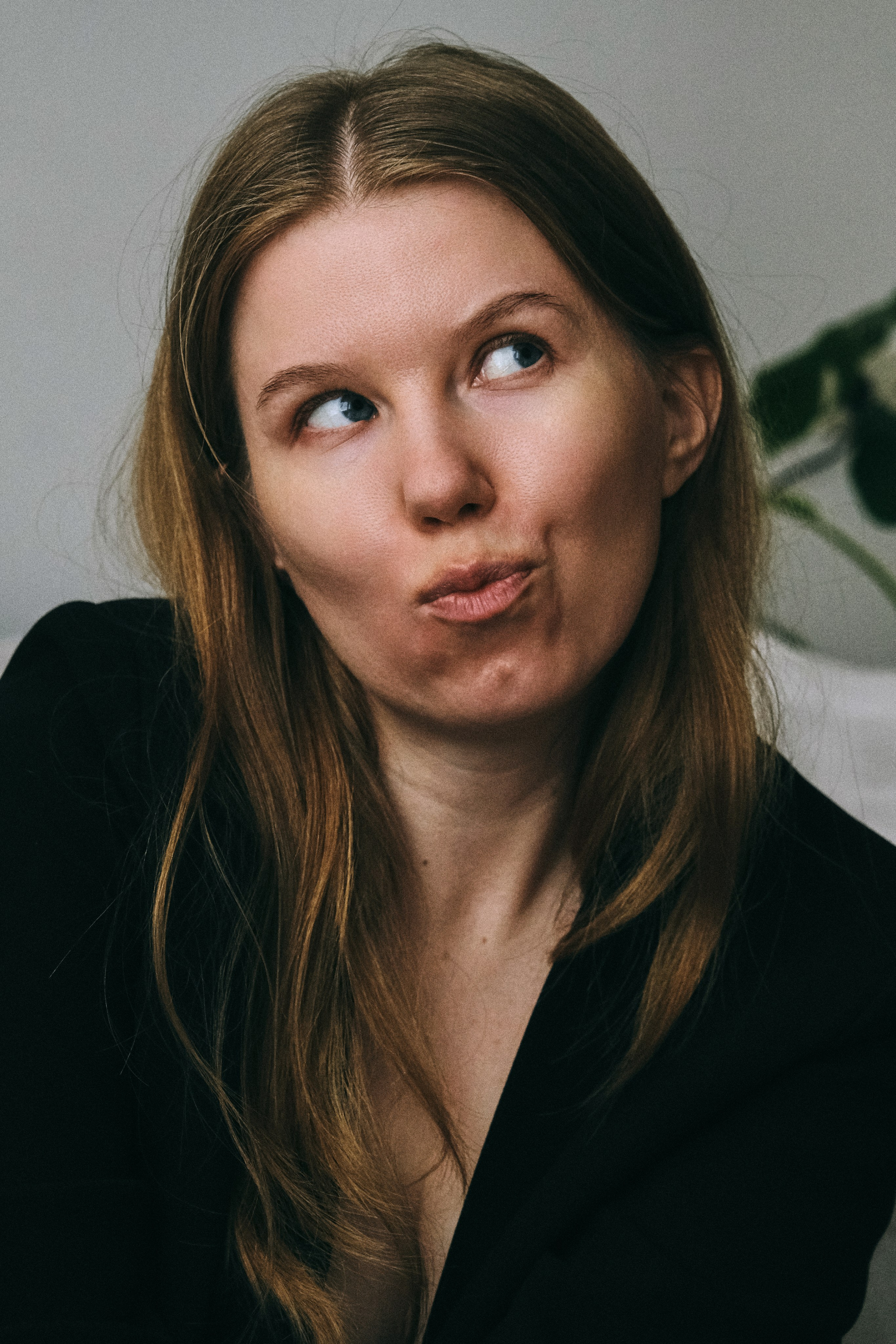 Контакты. Портретный фотограф в Красная Поляна/Сочи. Food фотограф в красной Поляне, Адлере
