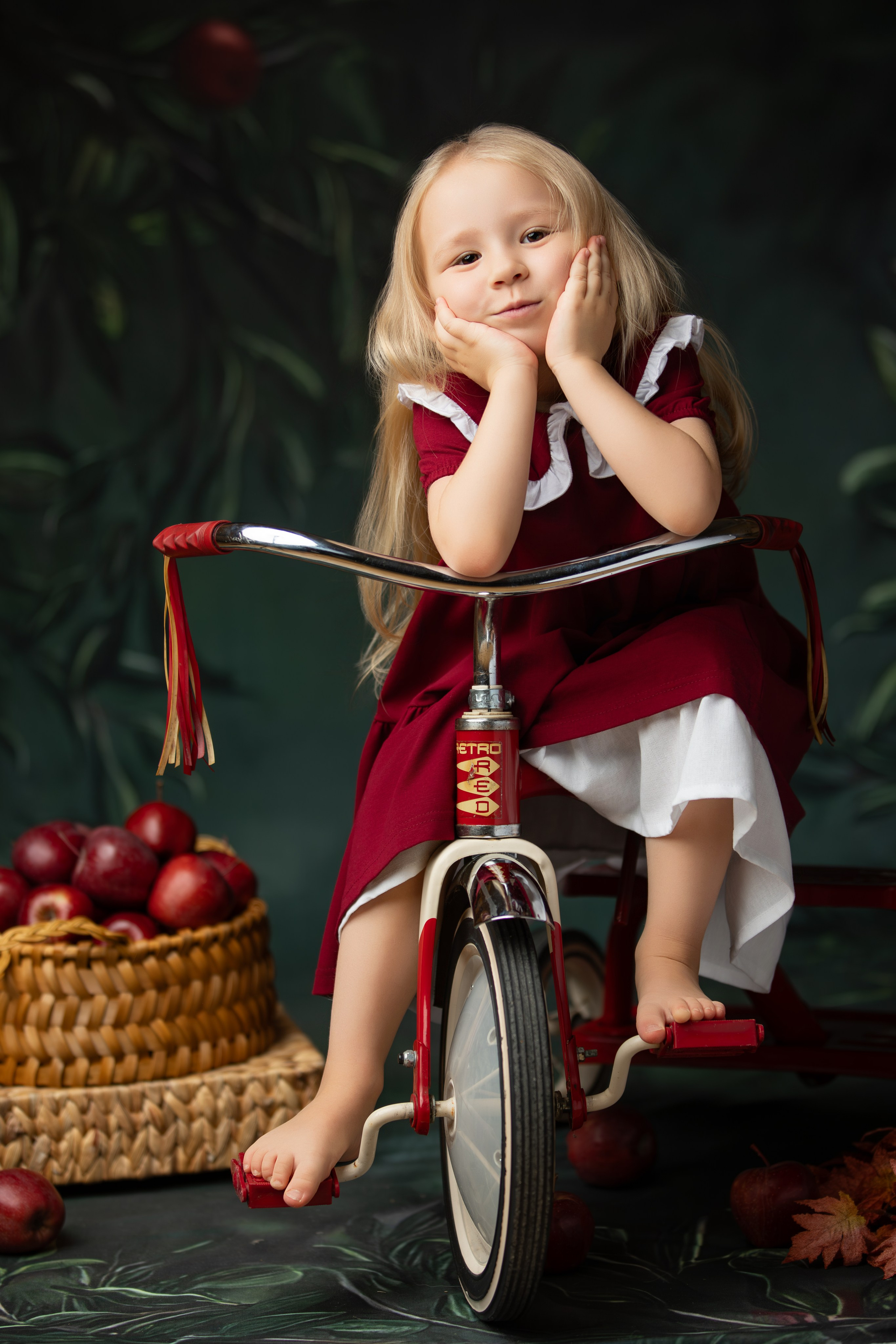 Профессиональная фотосессия в детском саду: осенний реквизит и индивидуальный подход