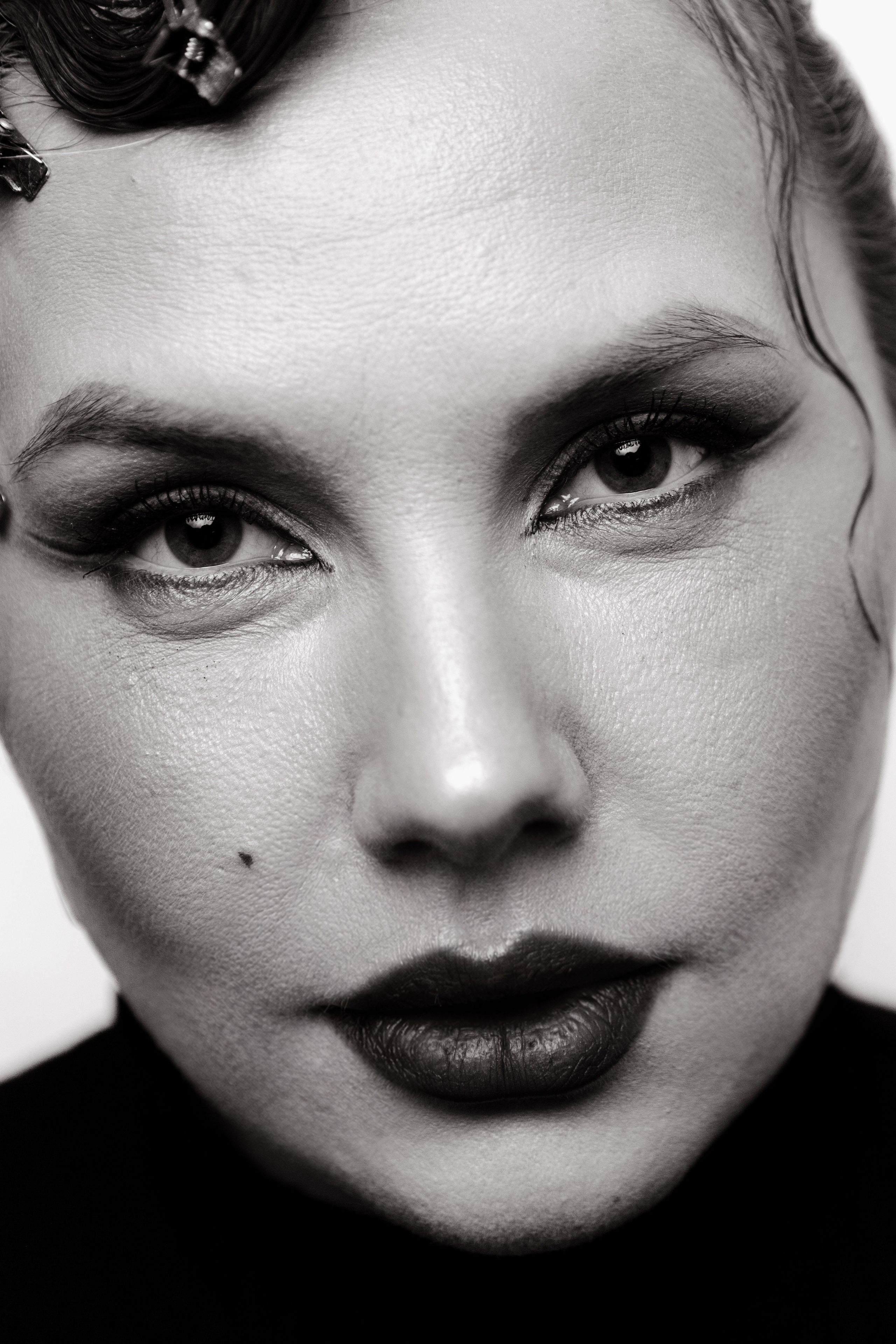 Фотосессия в Таганроге — черно-белый портрет с характером | Антон Бакарюк