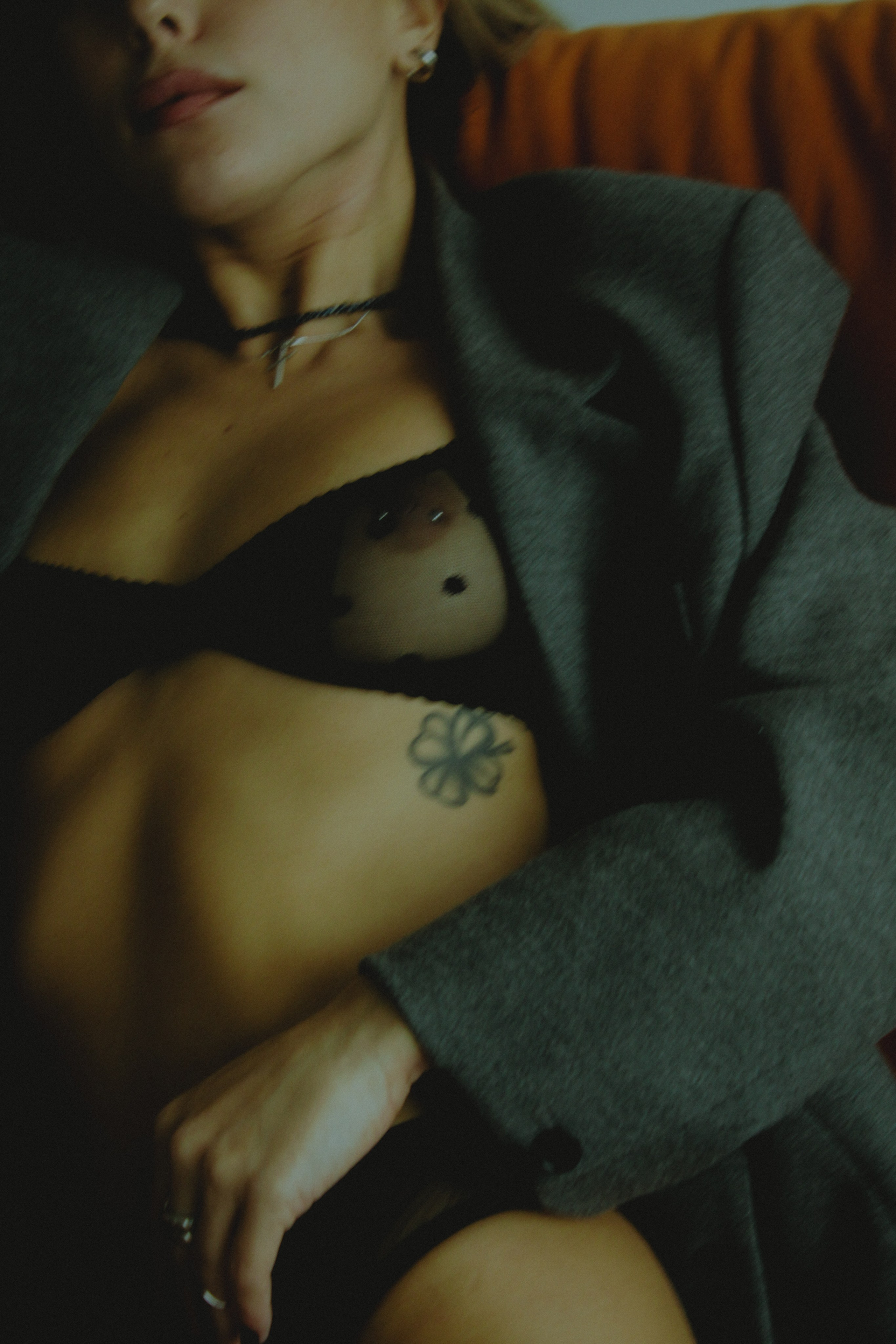 Ню сьемка. Портретный и ню фотограф в Москве Александра Мишура