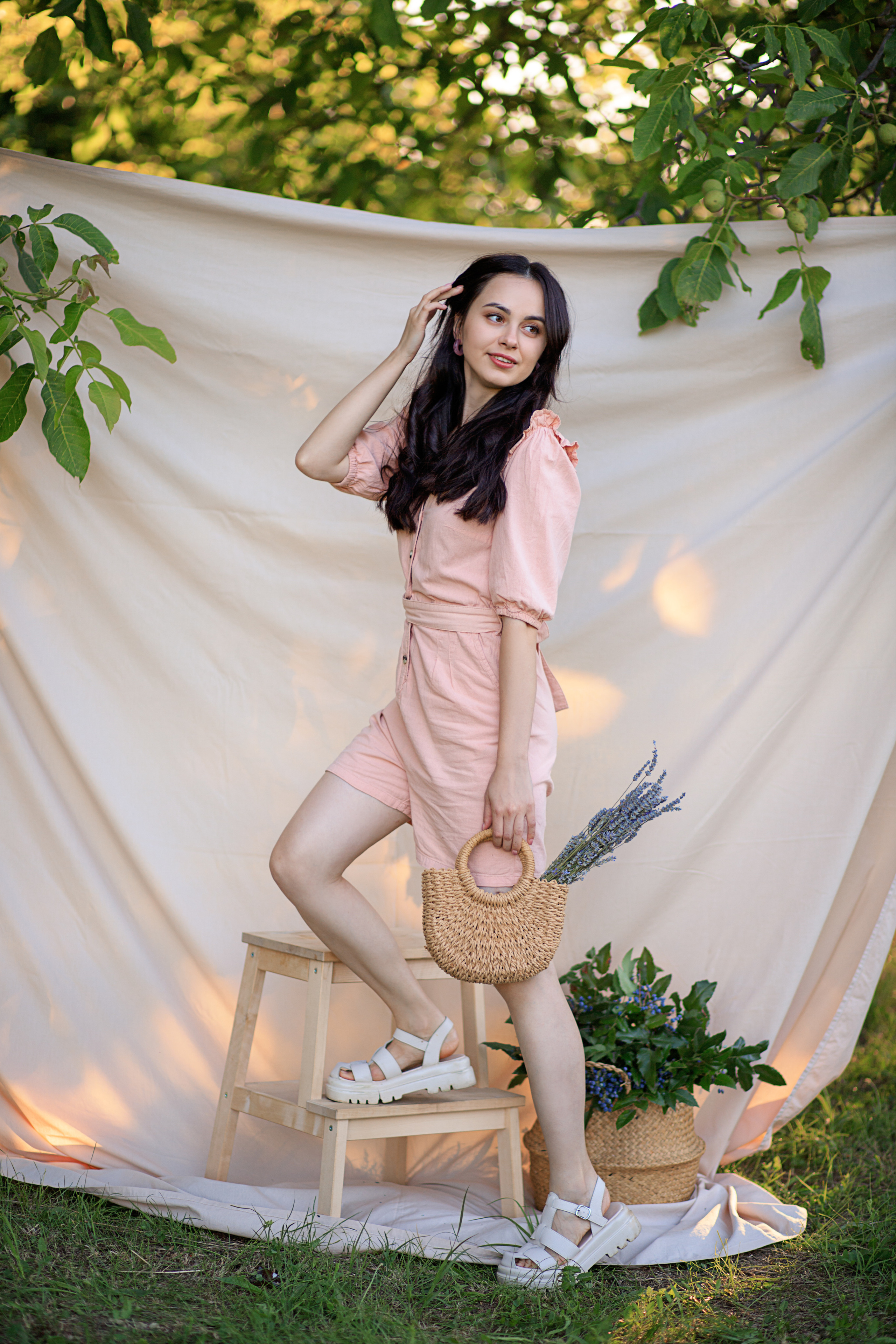 Нежная фотосессия на природе с реквизитов. Семейный и детский фотограф в Краснодаре Лафета Алена