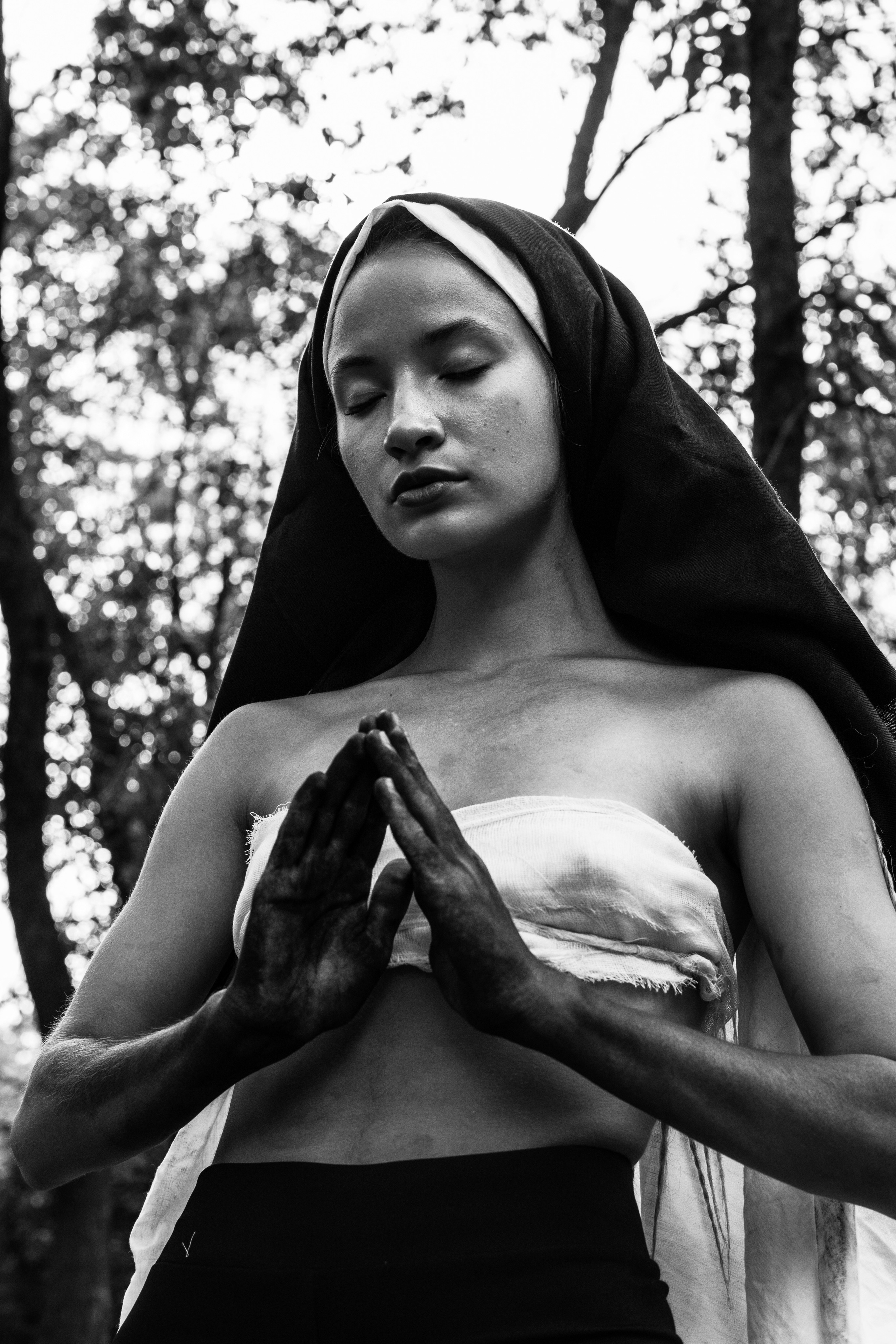 Косплей фотосессия эльфийки и монахини. Фотограф в Ростове-на-Дону Игорь Апасеев