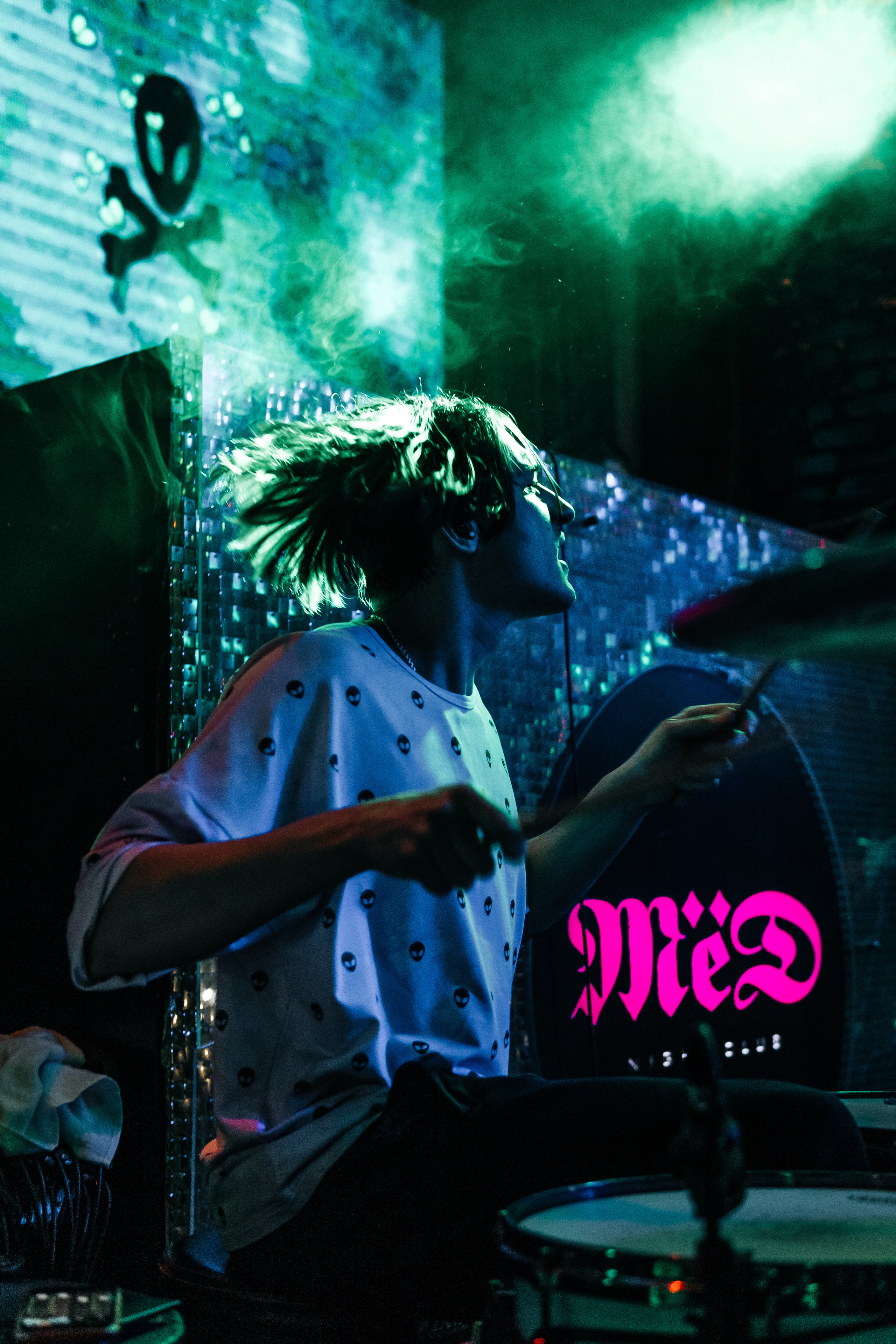 Репортажная съемка концерта группы КОСМОНАВТОВ НЕТ в г. Ростов-на-Дону. Фотограф в Ростове-на-Дону Игорь Апасеев