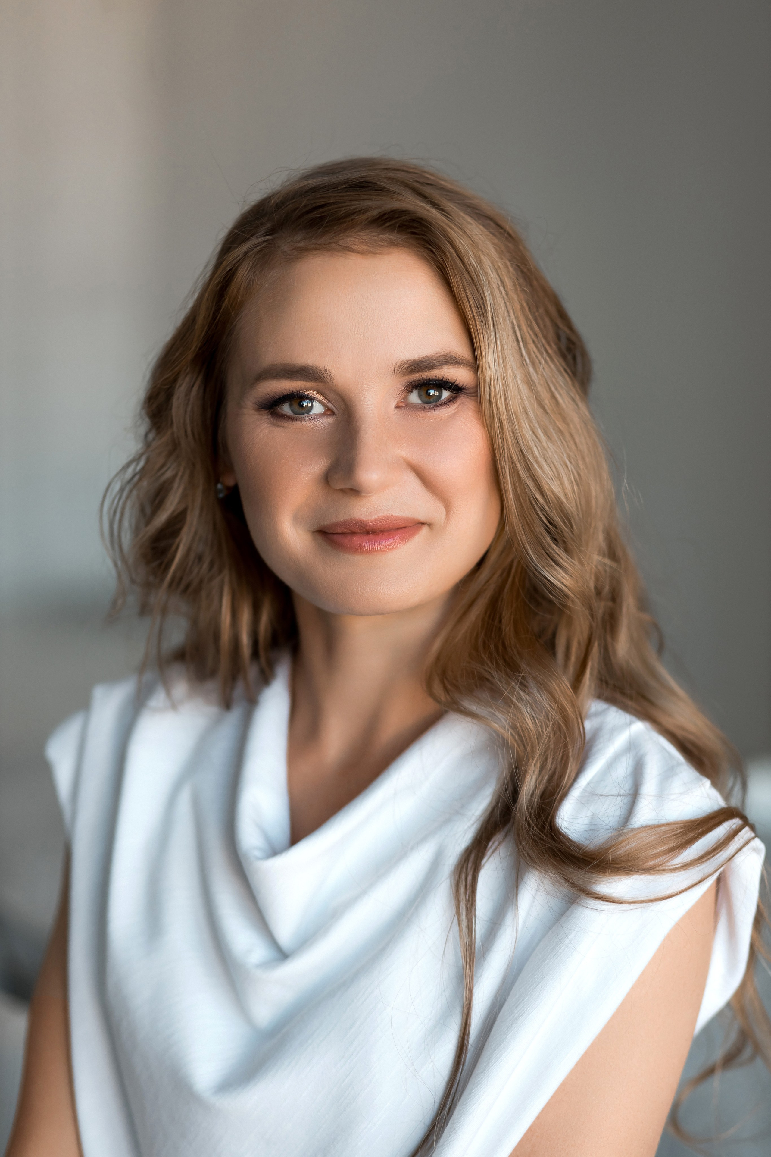 Курсы бровистов в Санкт-Петербурге. Визажист стилист в Санкт-Петербурге Надежда Топникова