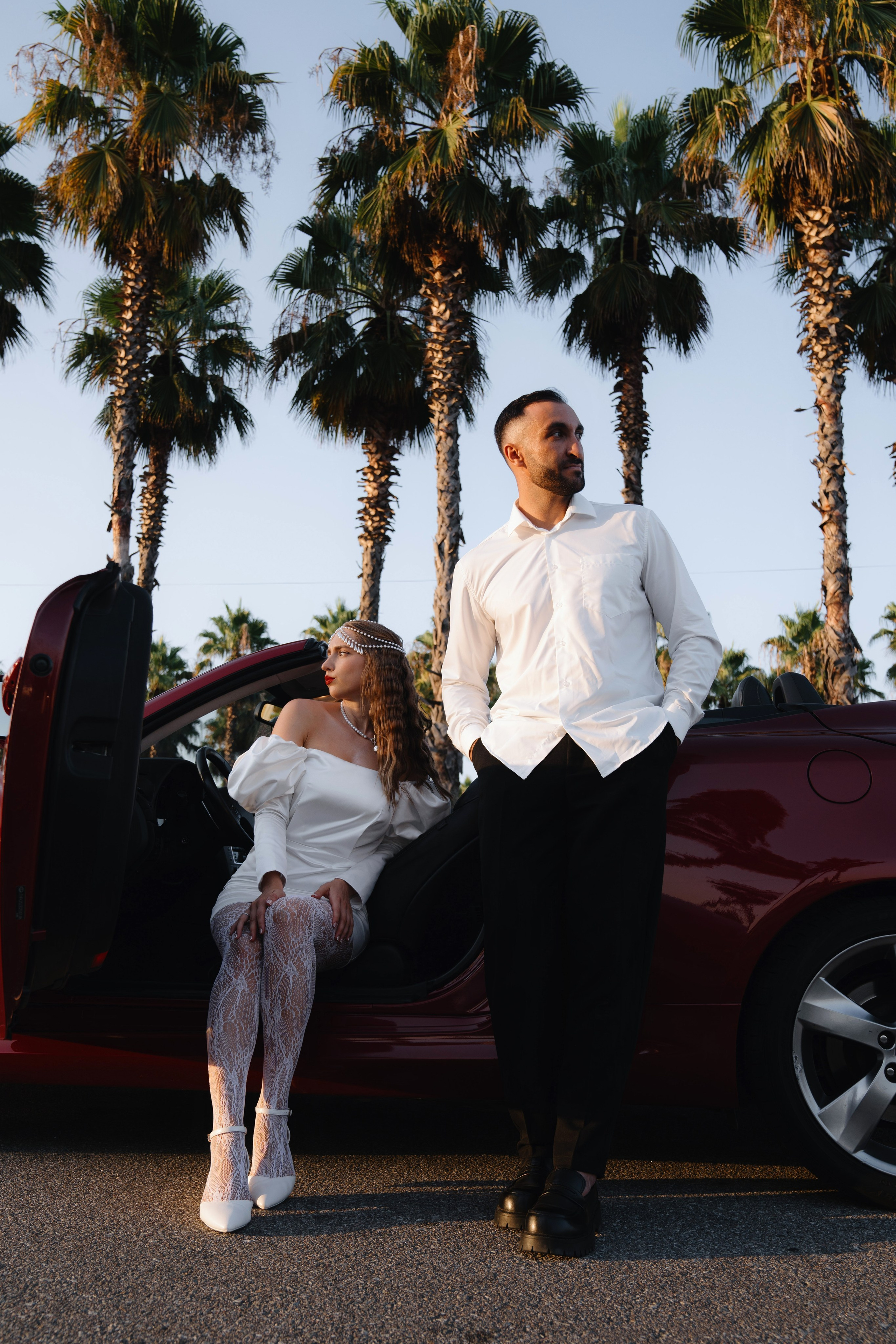 Фотоссесися с кабриолетом на пальмовой аллее в Олимписком парке