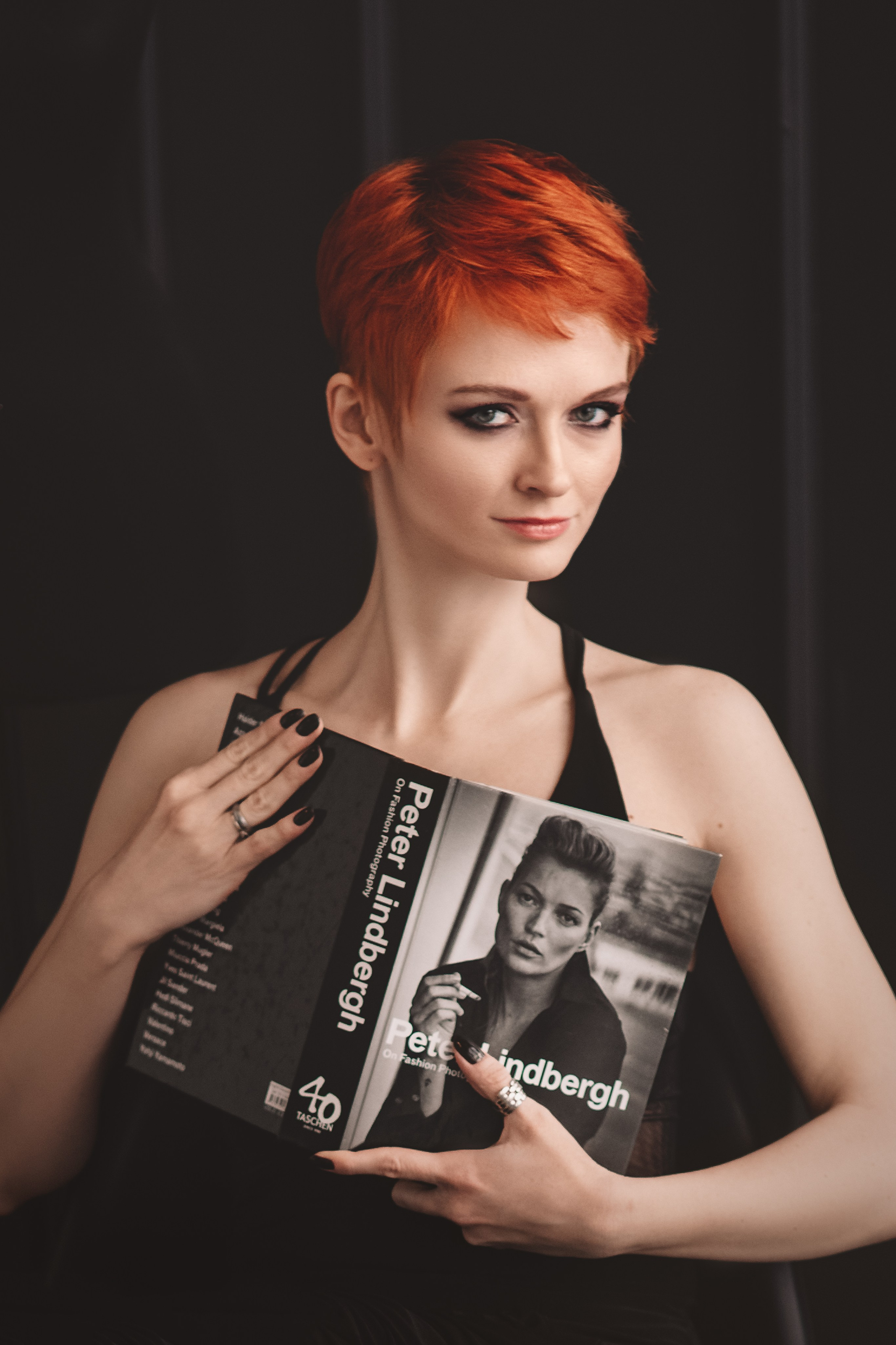 Как перестать бояться камеры и «деревянных» поз на фотосессии. Профессиональный фотограф в Москве. Елена Шуваева