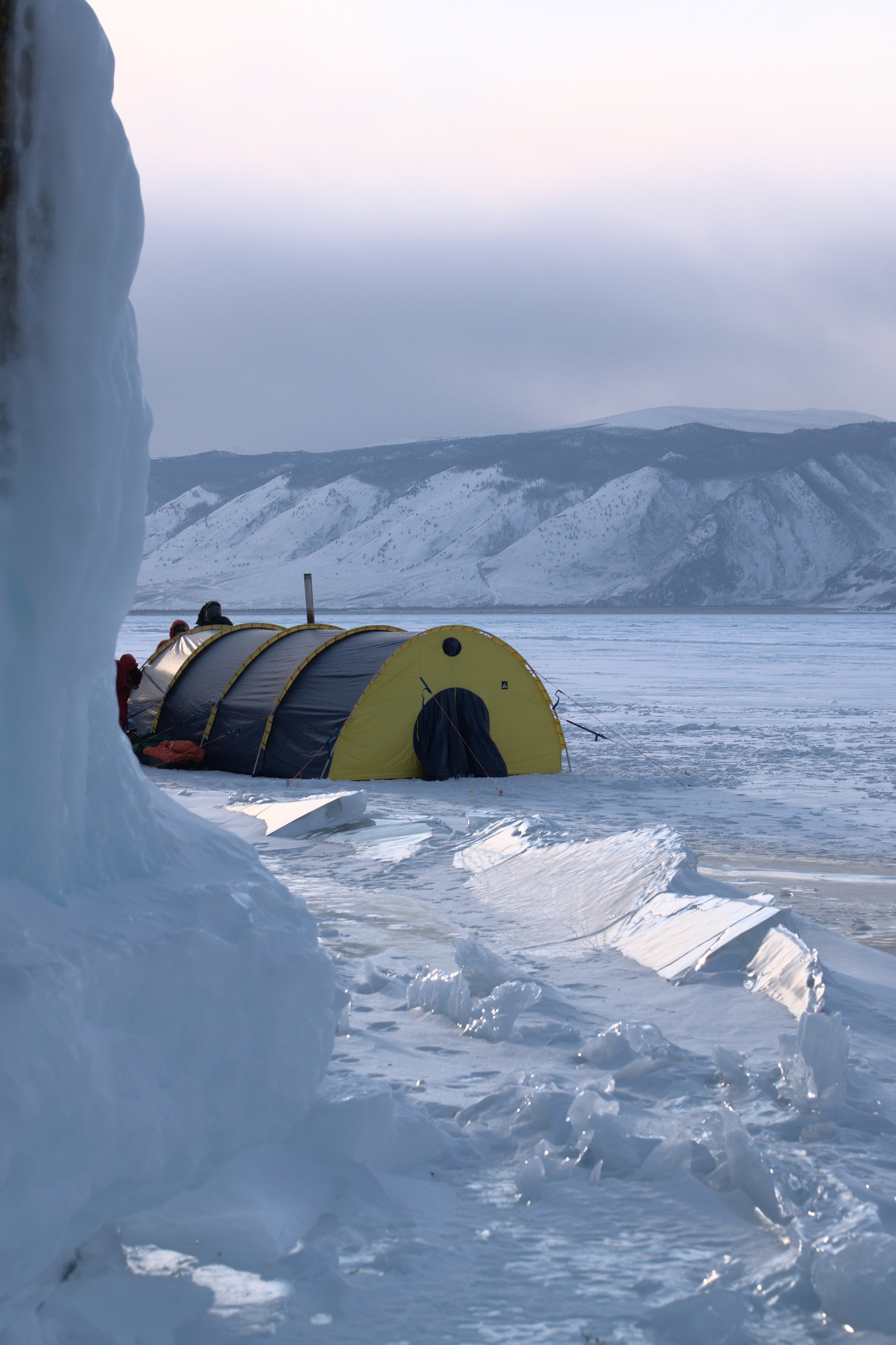 Байкал поход по льду . Теплые ночевки