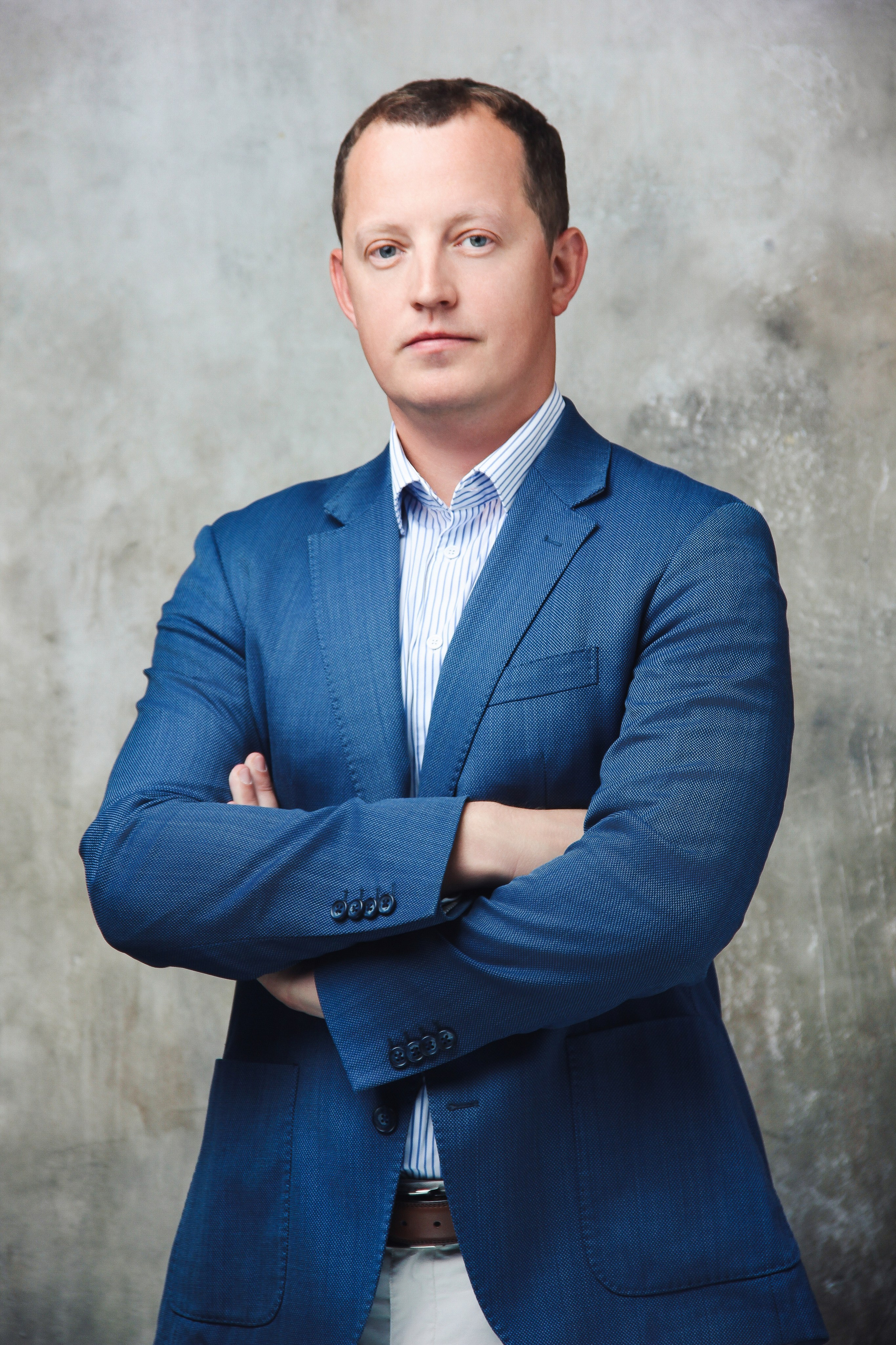 фото на резюме hh, сделать фото для резюме, фото для резюме, деловое фото, бизнес фото, бизнес портрет, деловой портрет, деловая фотосессия, бизнес фотосессия