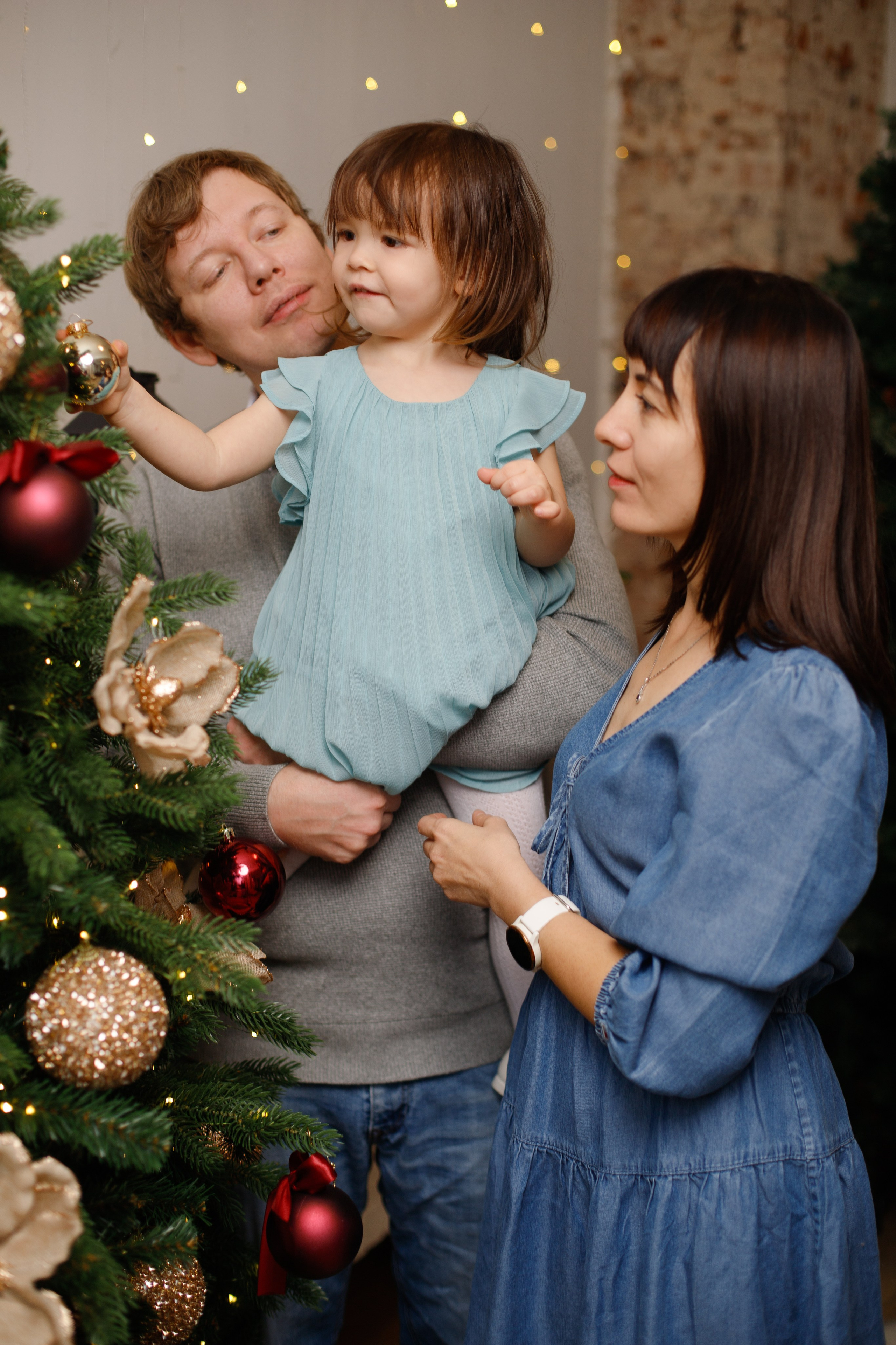 Подарочный сертификат на новогоднюю фотосессию. Фотосессии в СПб: семейные, индивидуальные, сертификаты | Фотограф Олег Величко