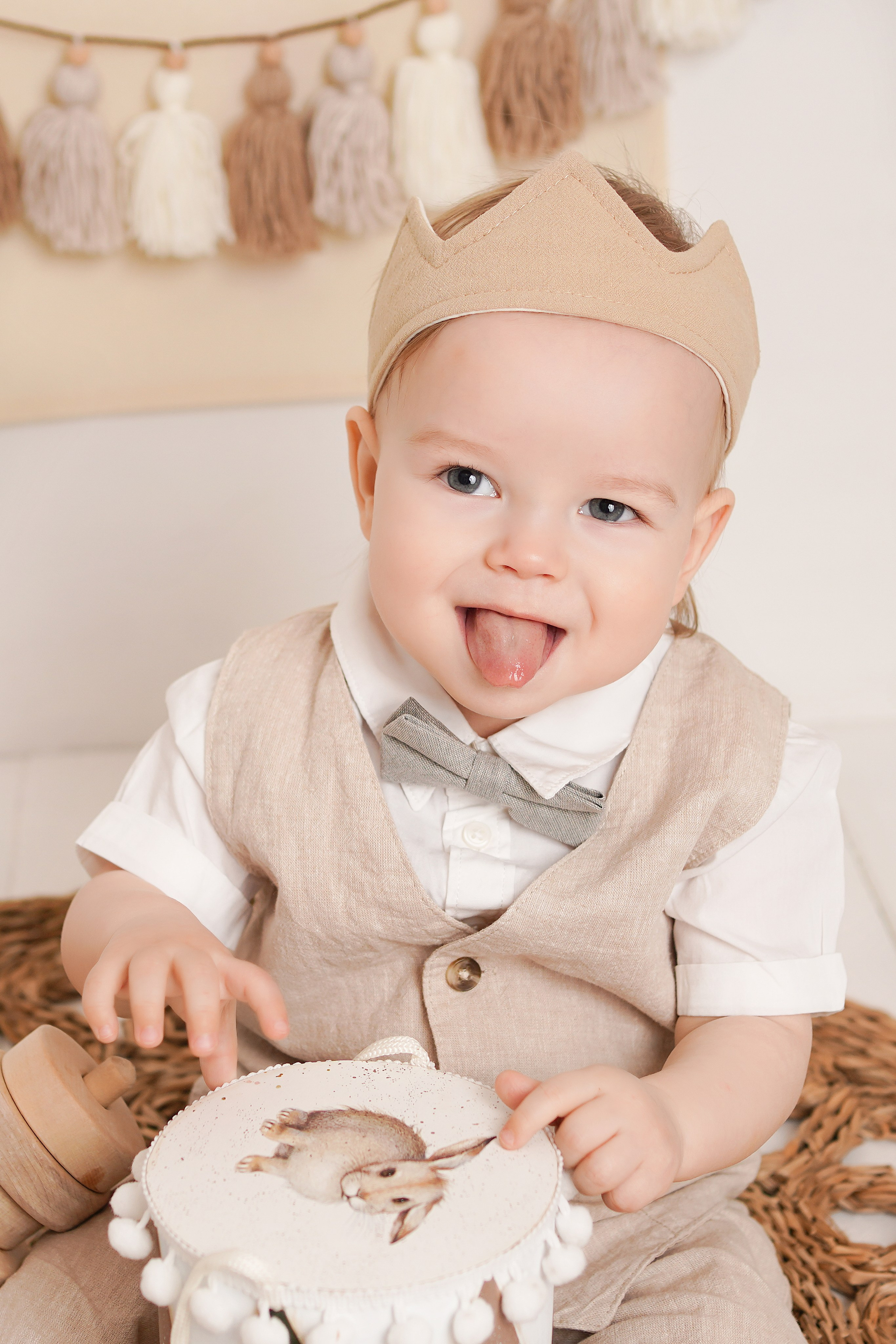 Малыш с родителями приехала на детскую фотосессию «Первый годик»