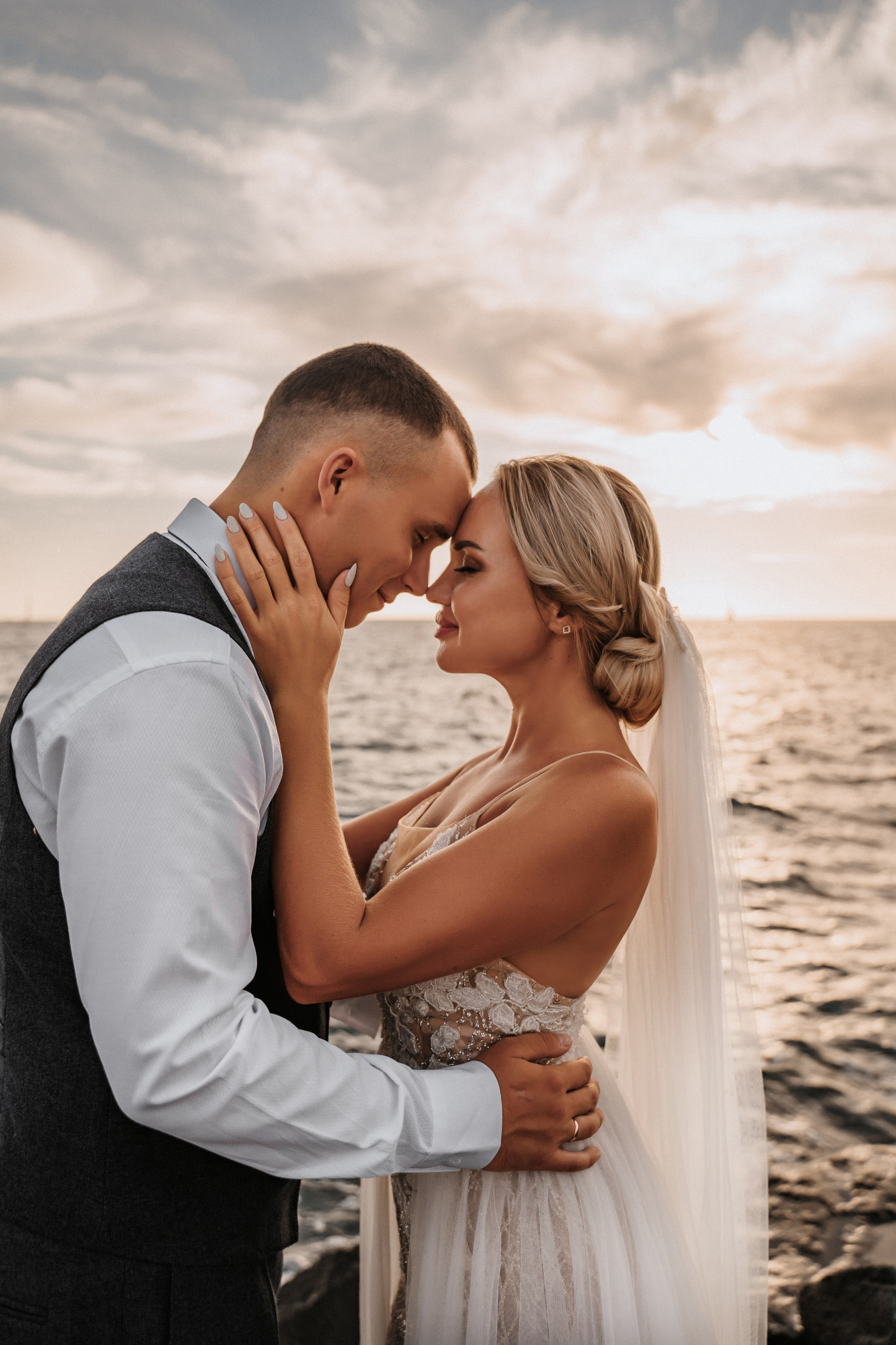 Цена фотосессии в Сочи, Адлере на берегу моря недорого. Алина Бернд — свадебный и индивидуальный фотограф в Сочи и Адлере