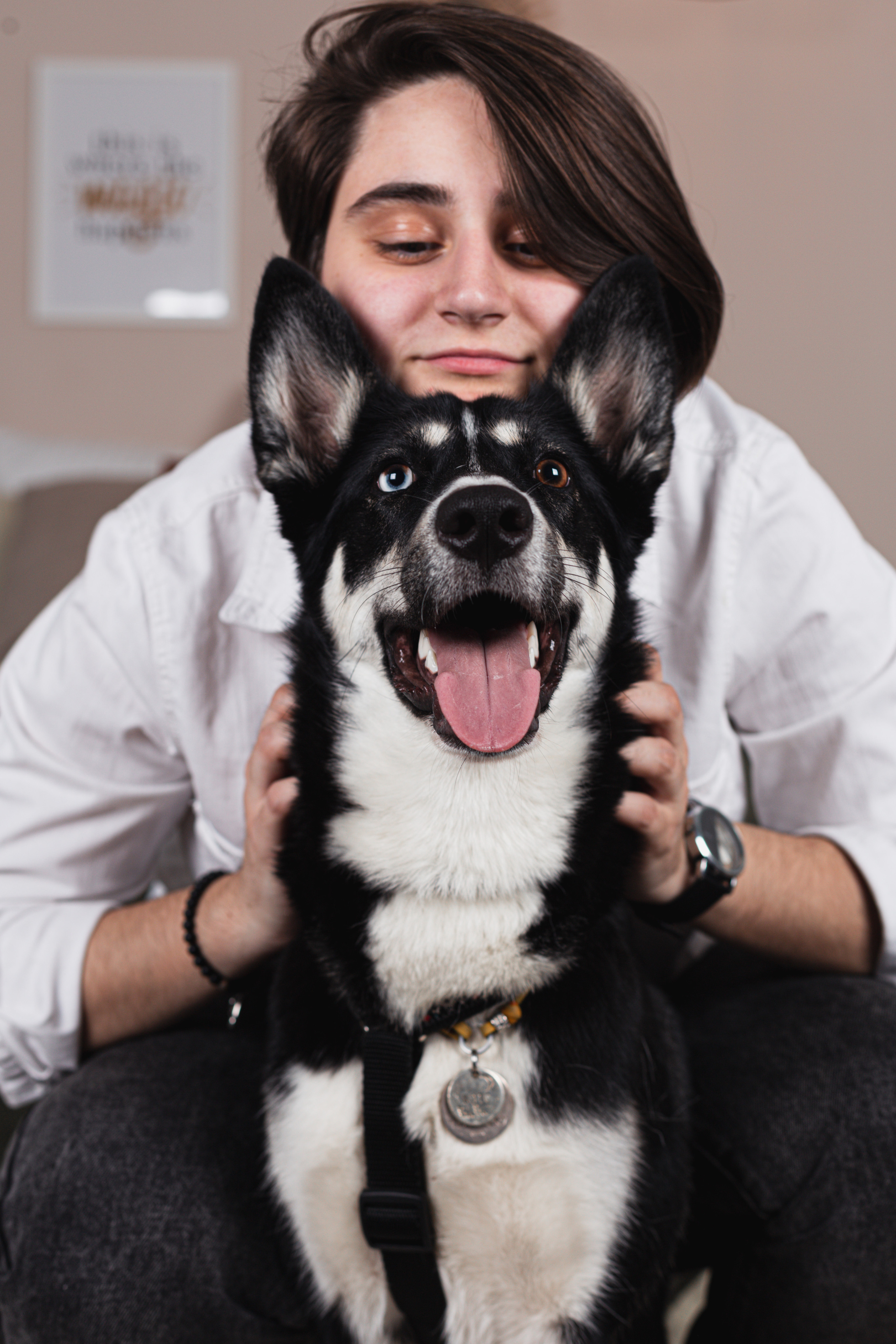 Контакты. Фотограф Николь Фолиянц