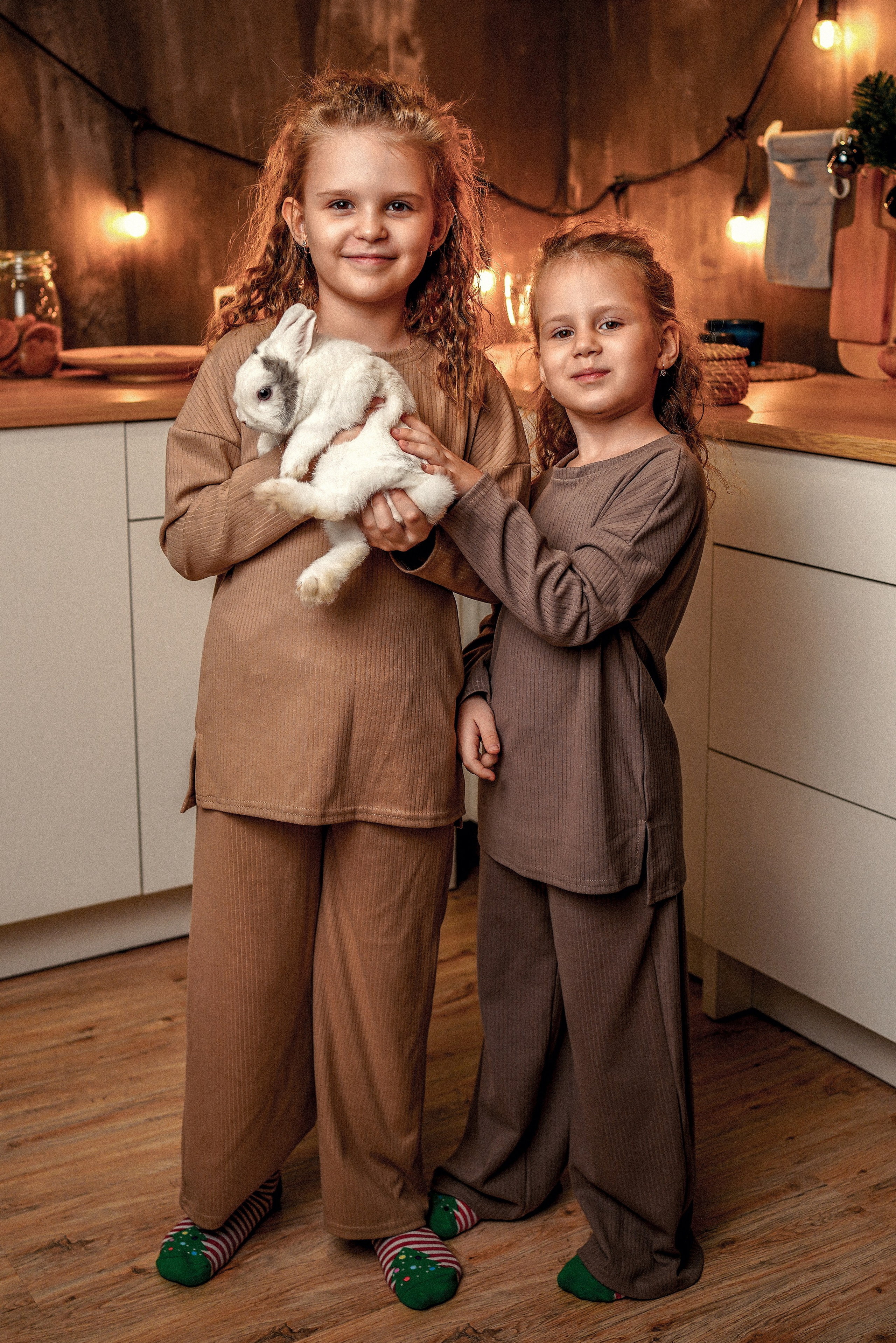 Заказать новогоднюю фотосессию в Ростове-на-дону. Свадебный фотограф в Ростове-на-Дону. Таинство Крещения и Венчания, семейные фотосессии. Алёна Чёботова