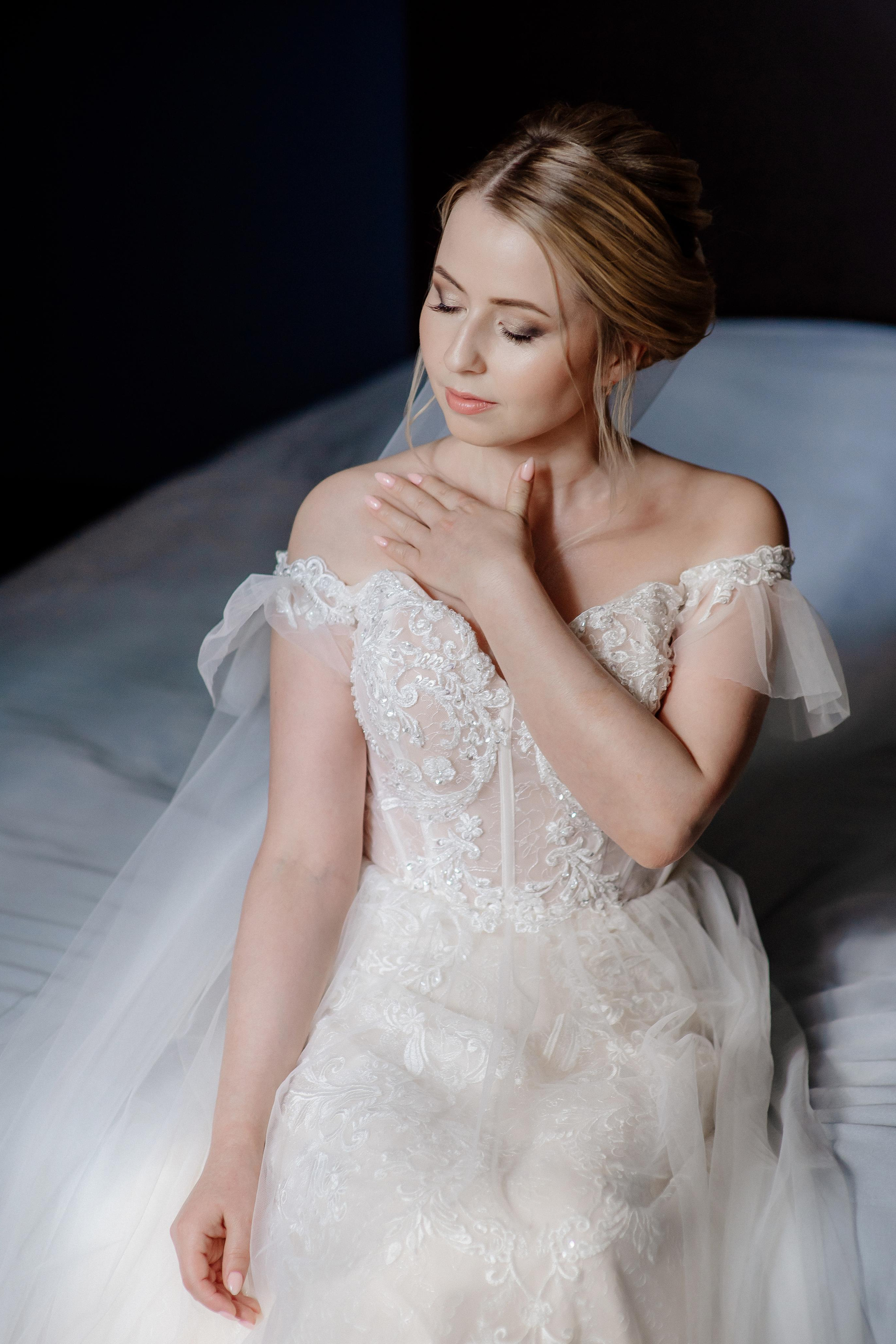 Контакты. Видеограф и фотограф на свадьбу в Москве