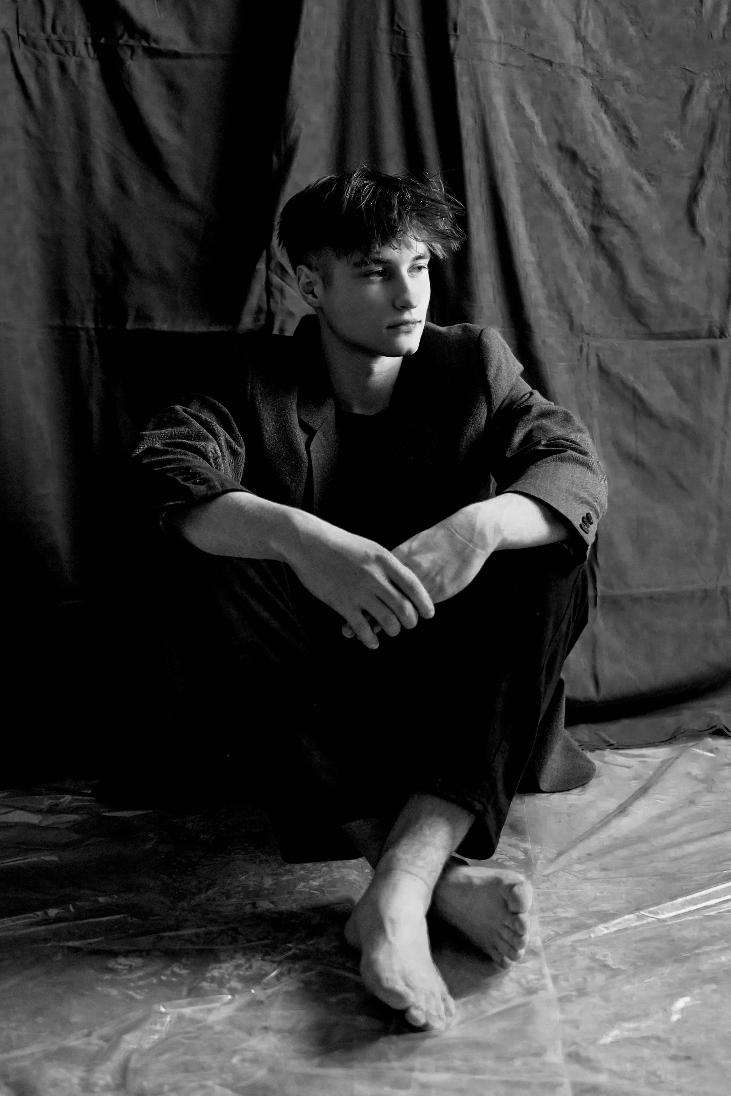 Как позировать мужчин: лучшие ракурсы