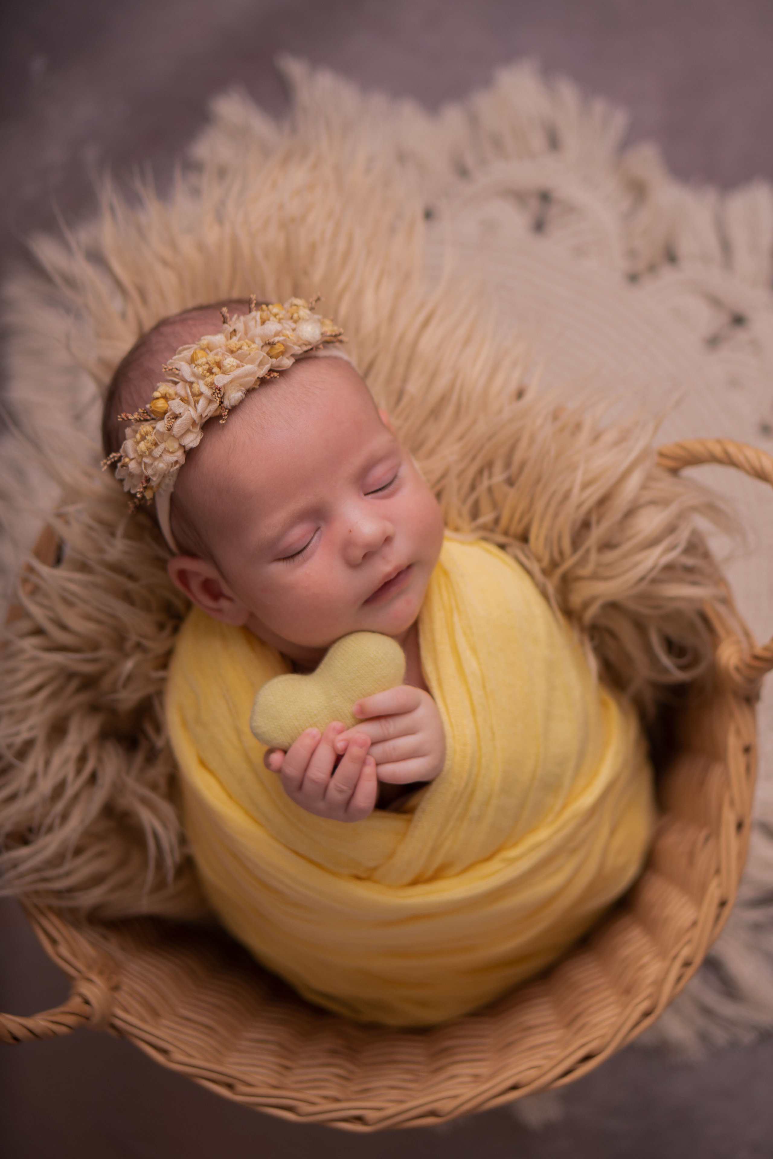 Фотограф новорожденных, беременности и семейных фотосессий в Томске