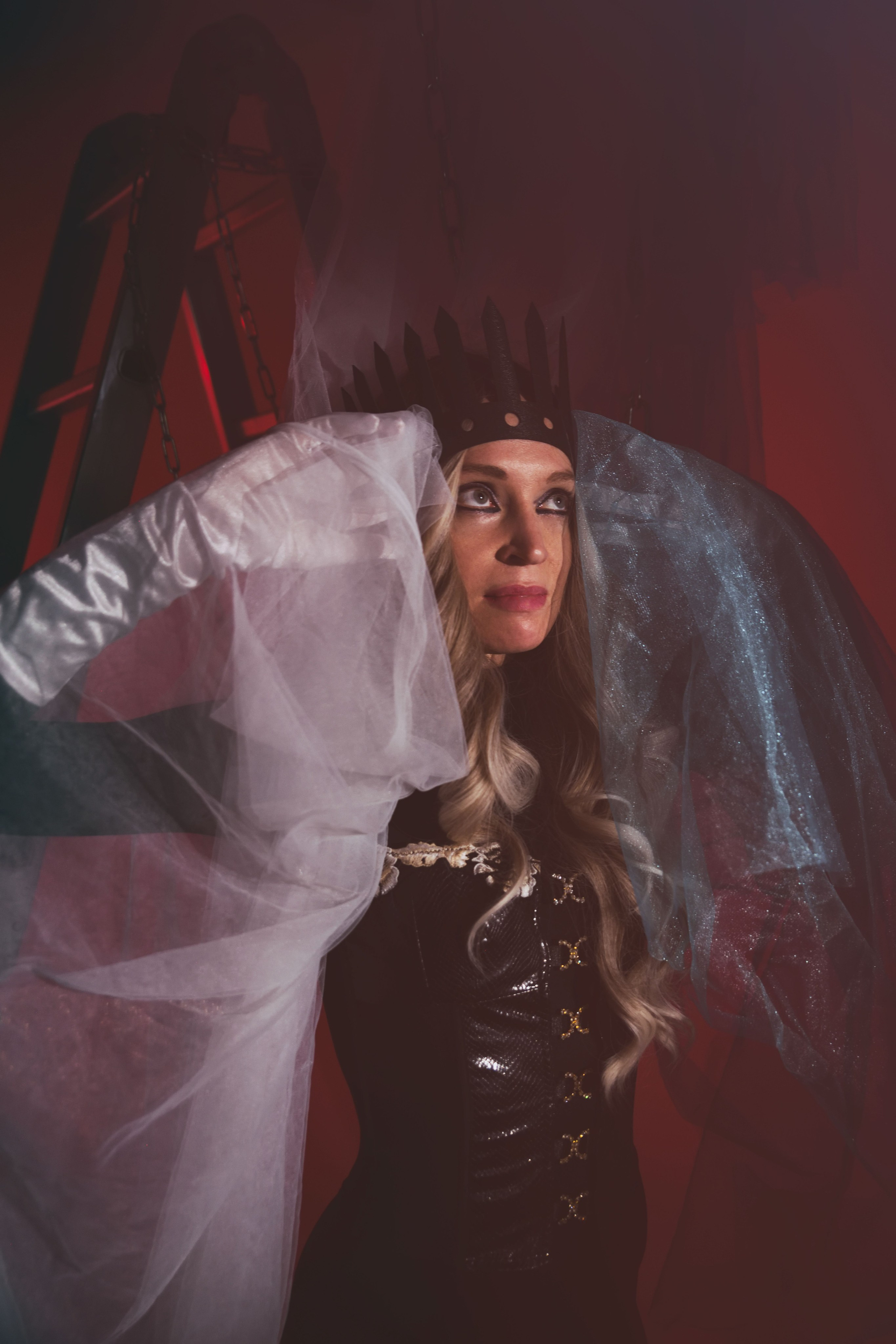 NEO-TSAREVNA. Yulia Yurchevskaya | Art Director & Visual Visionary