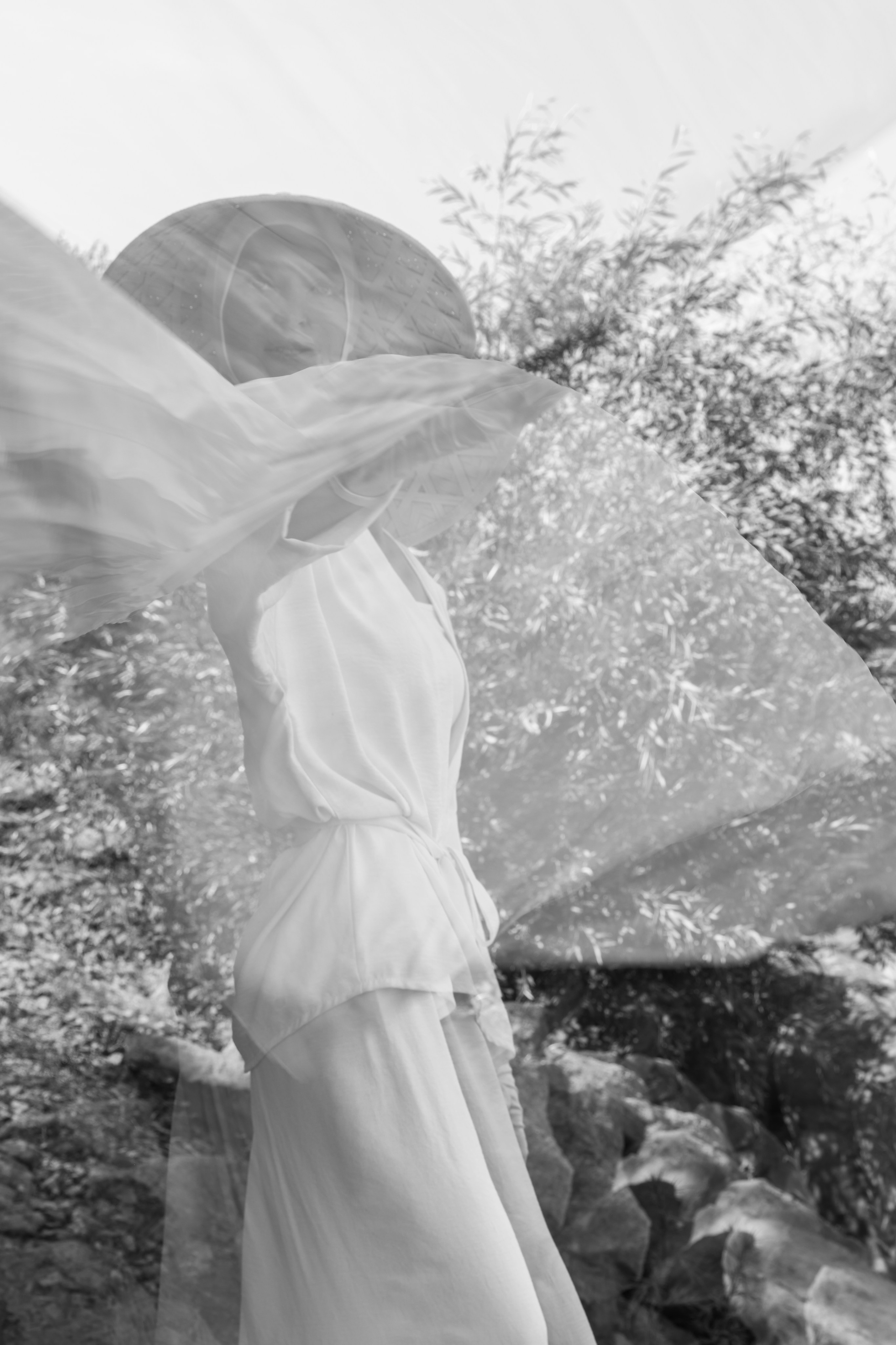 THE WHITE SHADOW. Yulia Yurchevskaya | Art Director & Visual Visionary