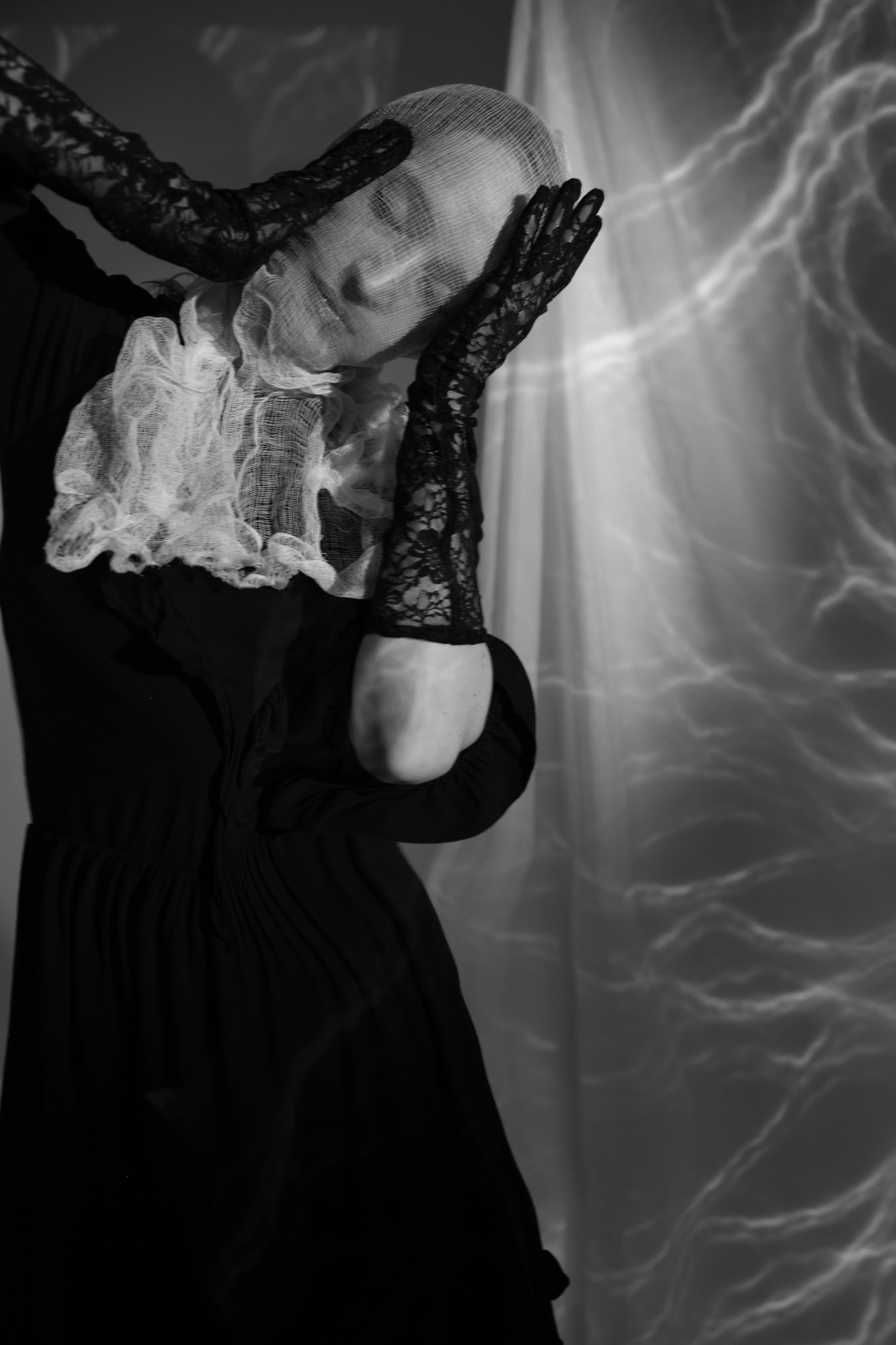 SEANCE. Yulia Yurchevskaya | Art Director & Visual Visionary