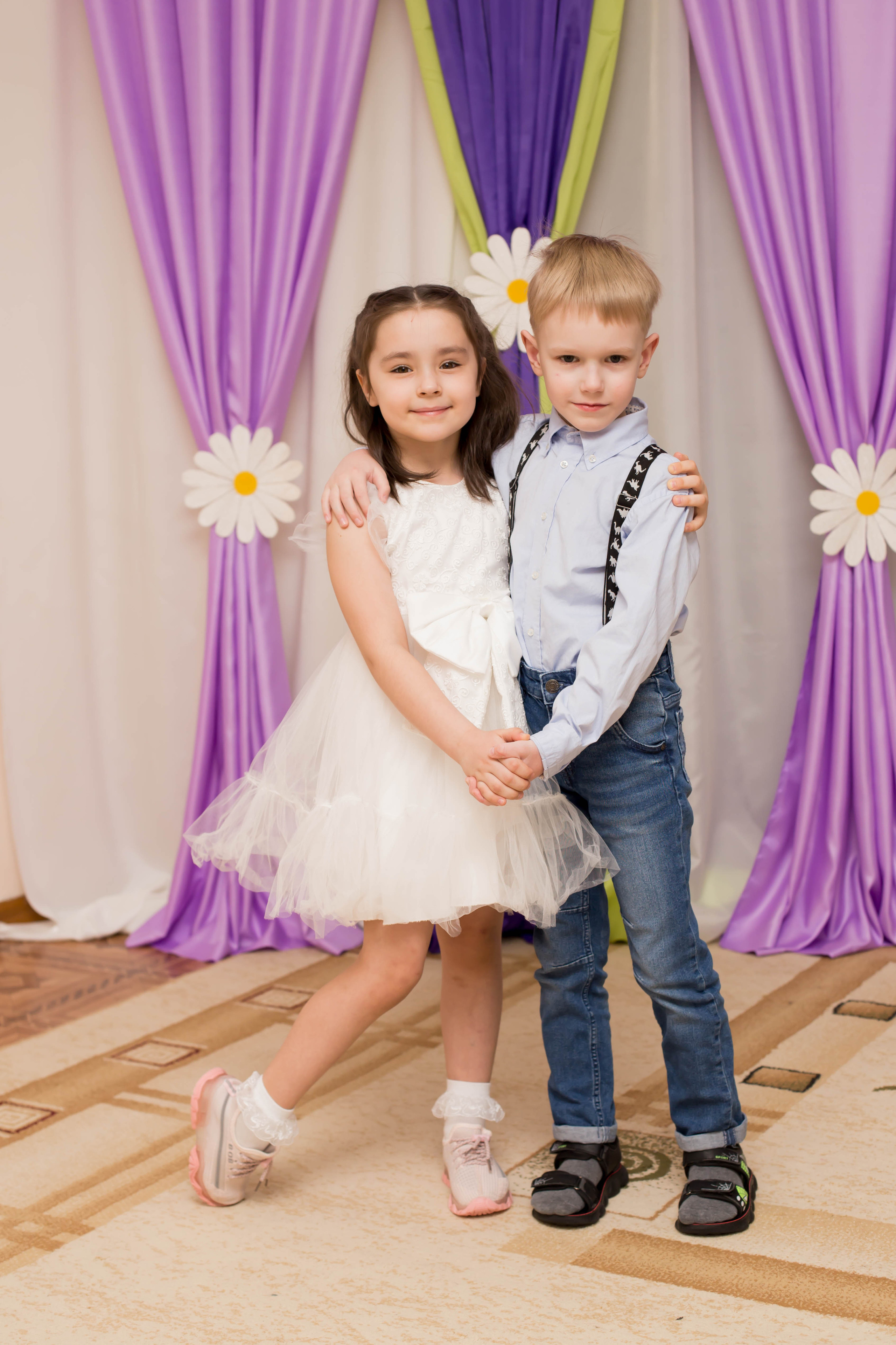 Выпускные альбомы на заказ Нягань (фотокнигиназаказнягань)