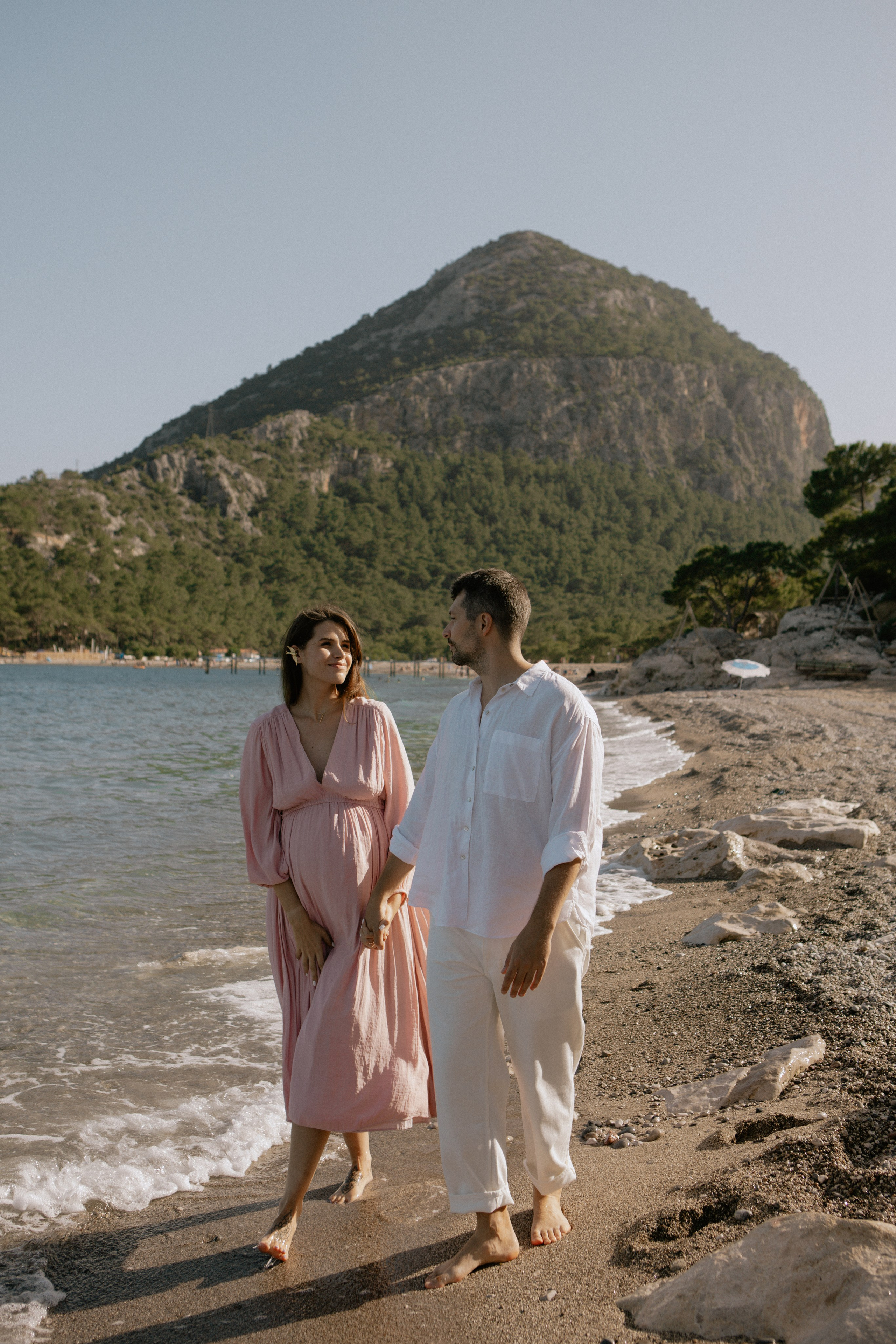 Contacts. Photographer Lisbon|Portugal Nadiya Kharytonenko