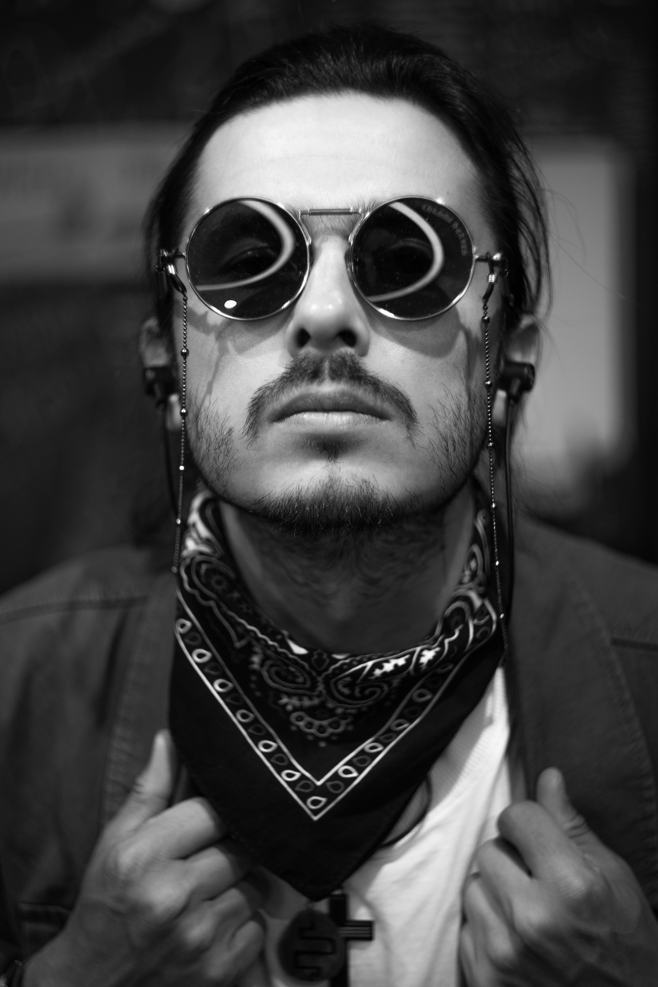 Контакты. Никита Аничкин фото и видео оператор из России