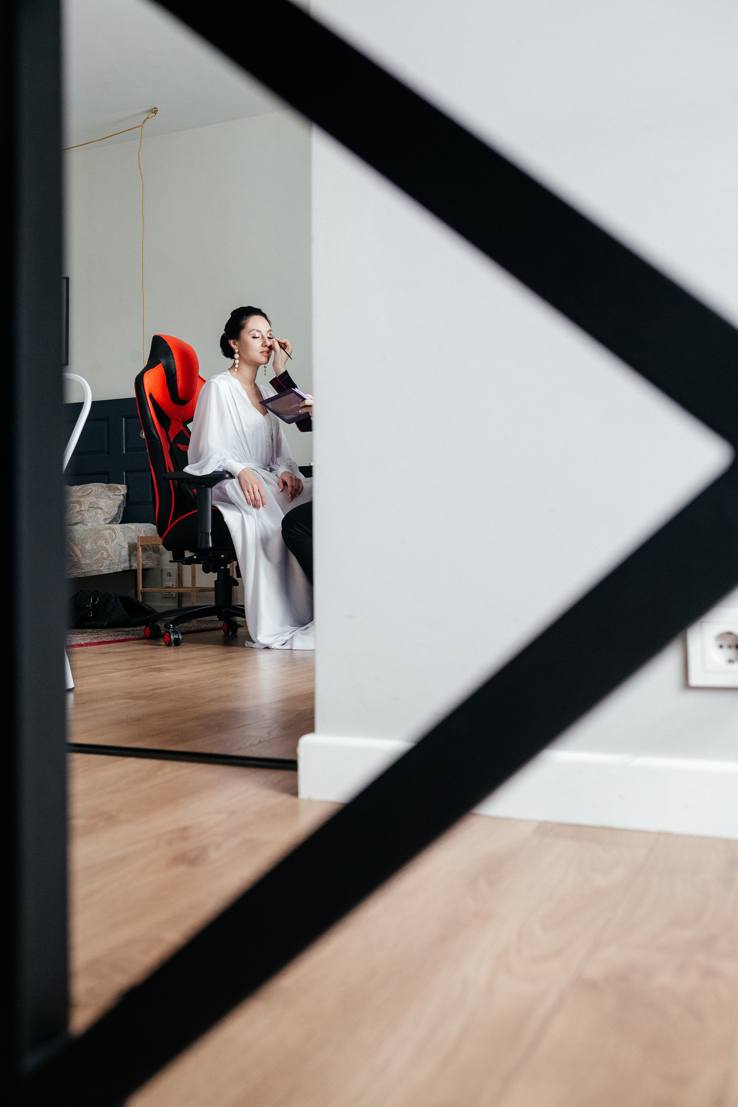 Яркая свадебная фотосессия зимой