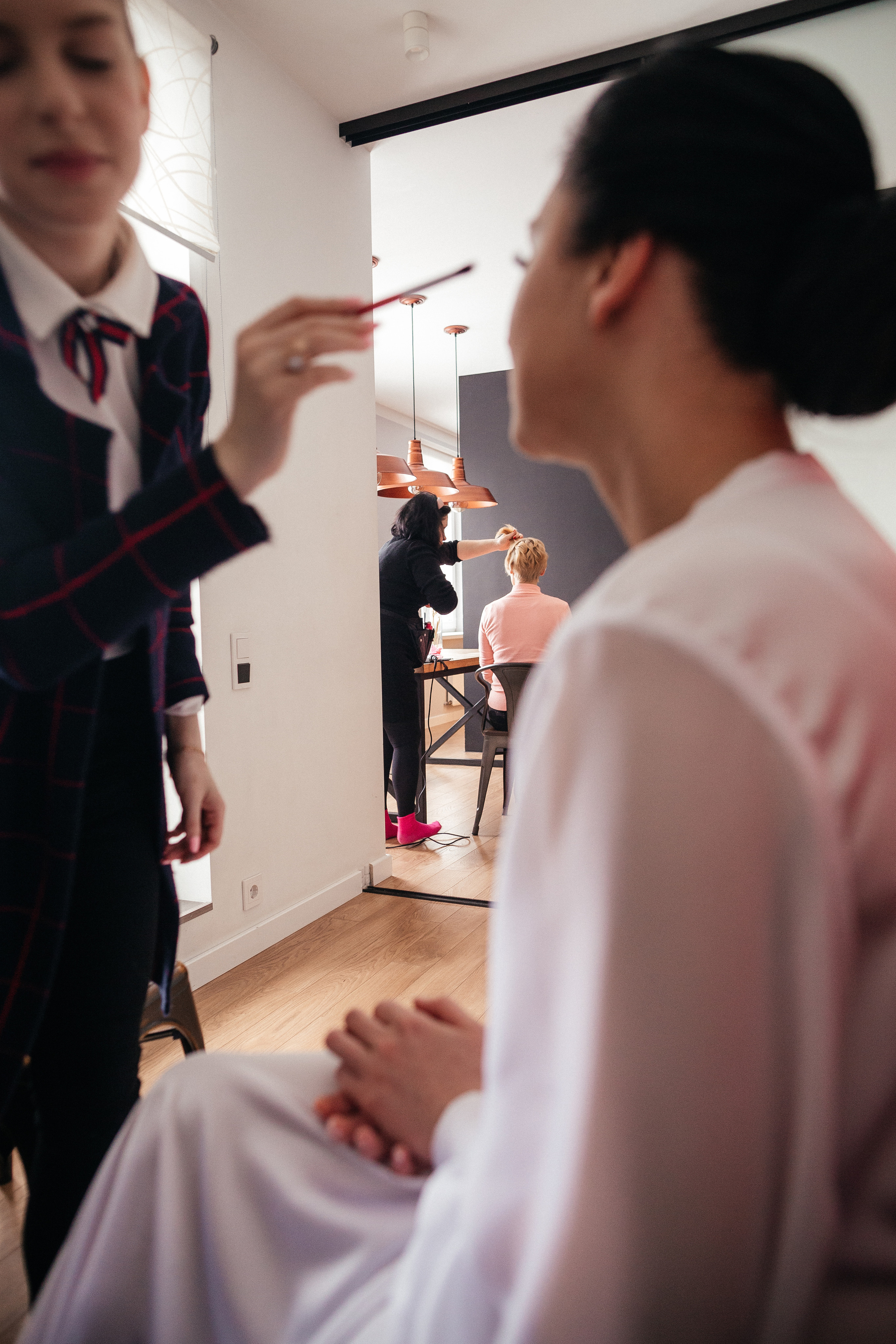 Яркая свадебная фотосессия зимой