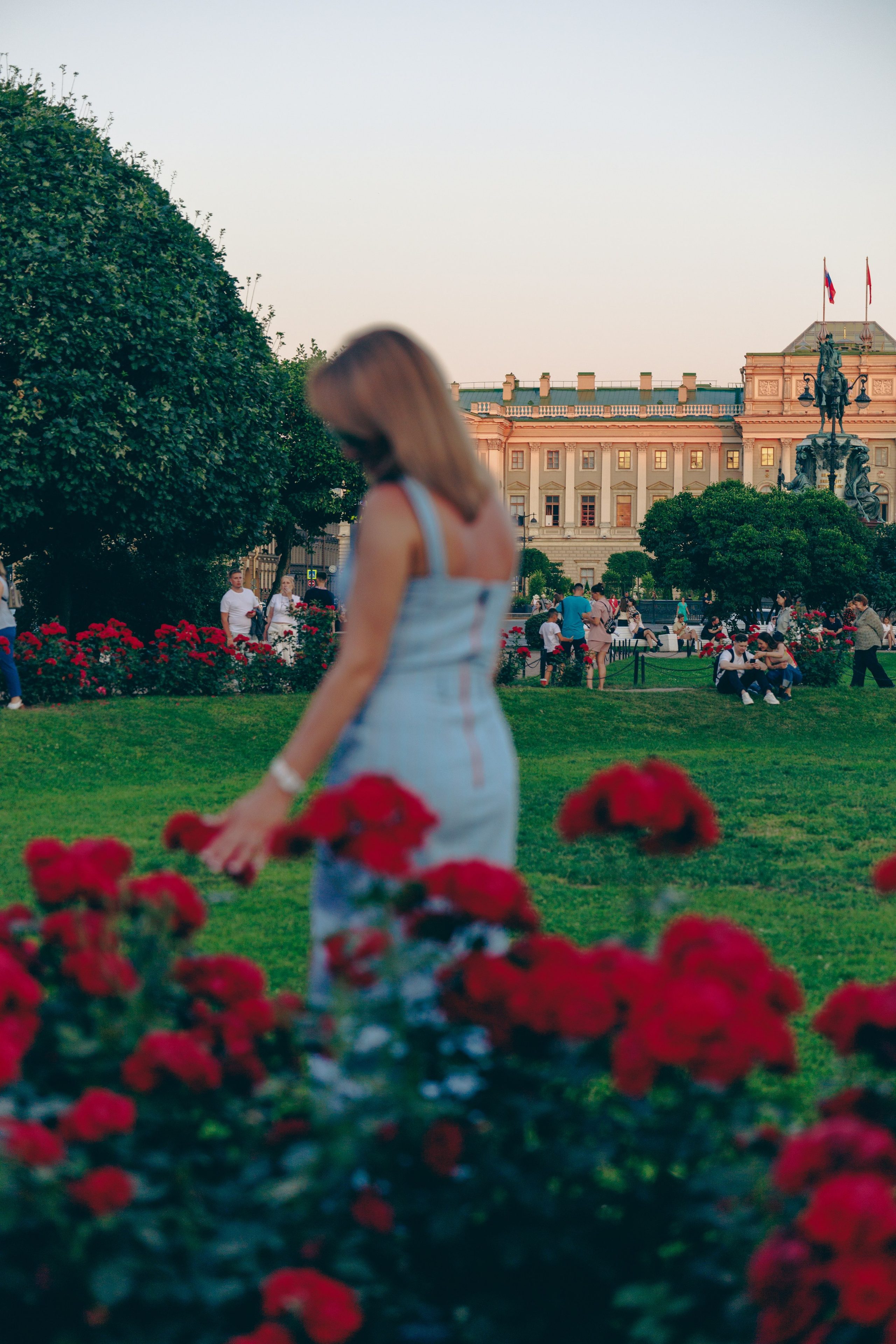 Привет! Я Мила, фотограф, свои сьемки провожу в СПБ, (п.Новоселье) (г.Кудрово)