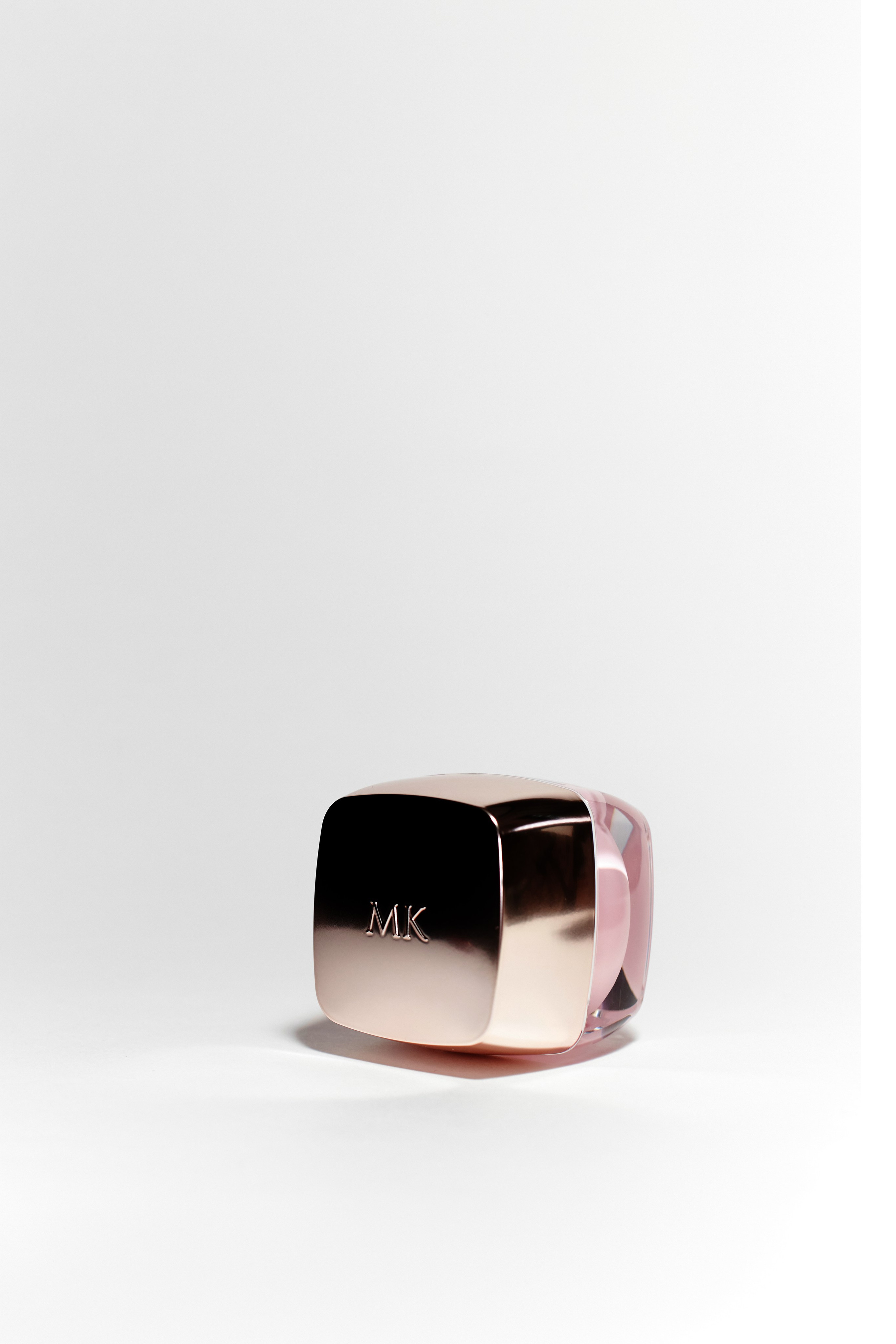 Предметная фотосъемка в Санкт-Петерьурге. Студийный и лайфстайл фотограф в Санкт-Петербурге Карлюк Анатолий